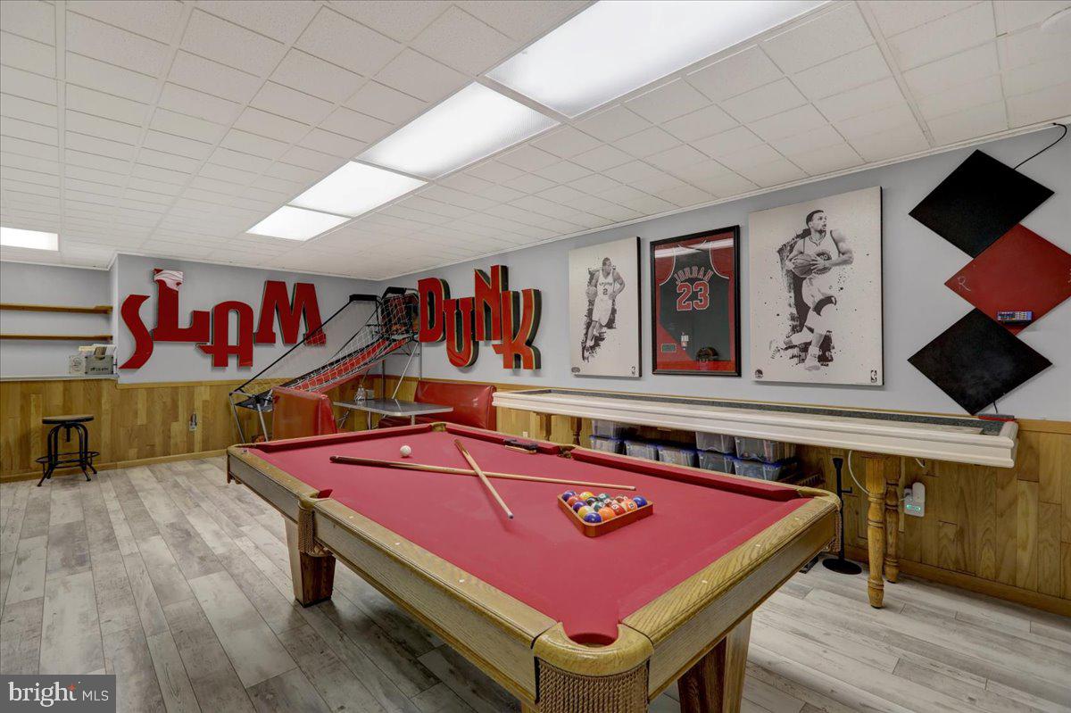 STONEHENGE - Residential