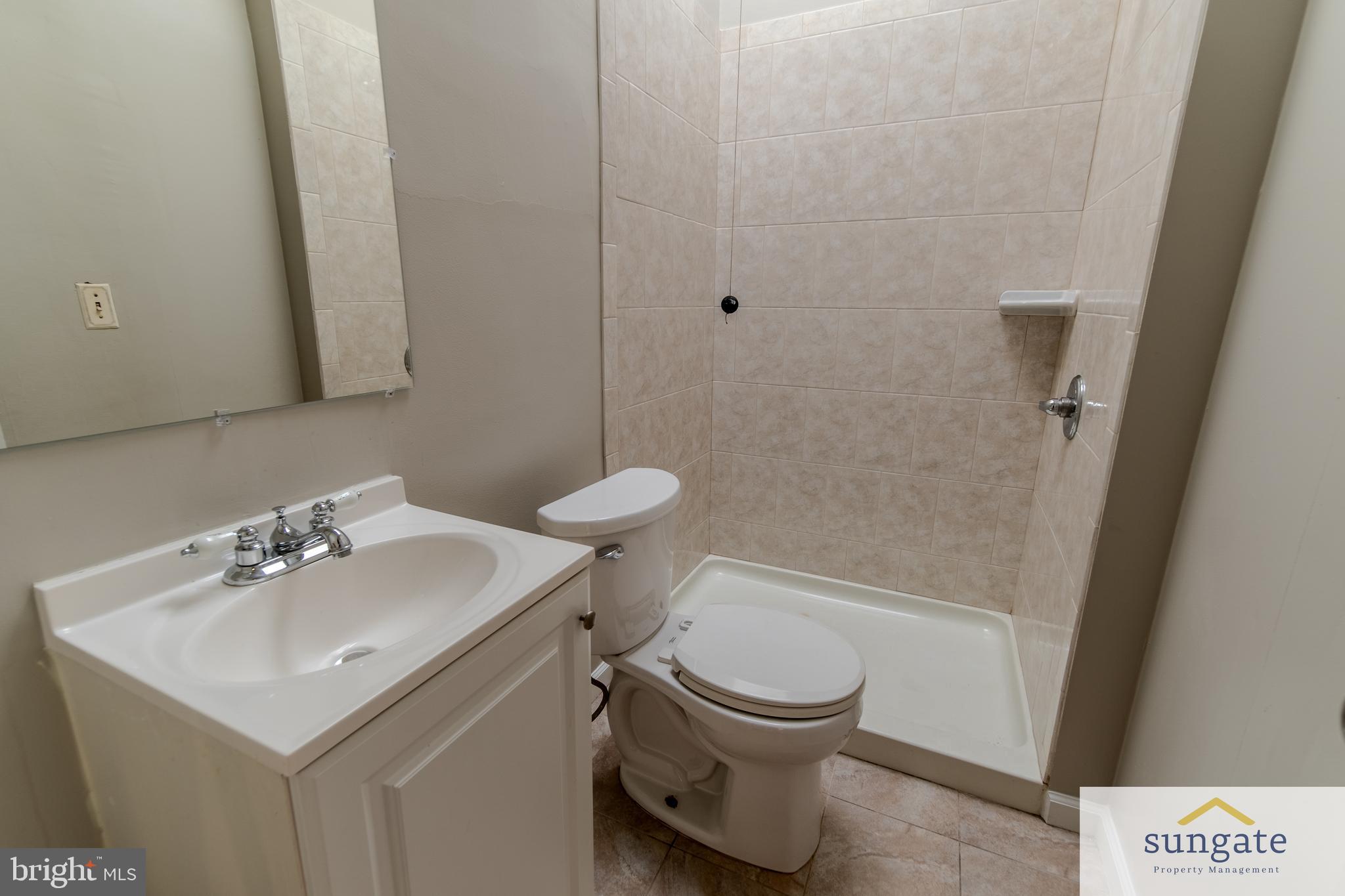 CHARLES VILLAGE - Residential Lease