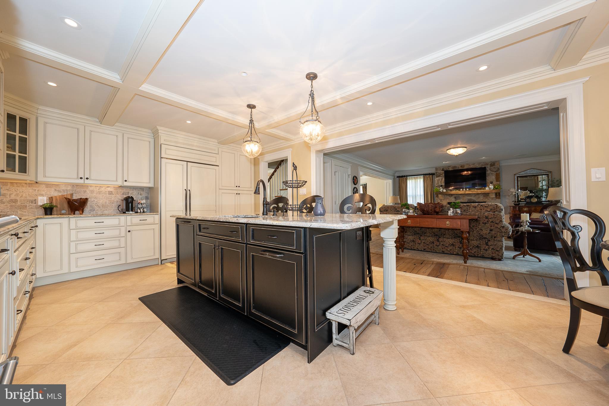 NEWTOWN SQ - Residential