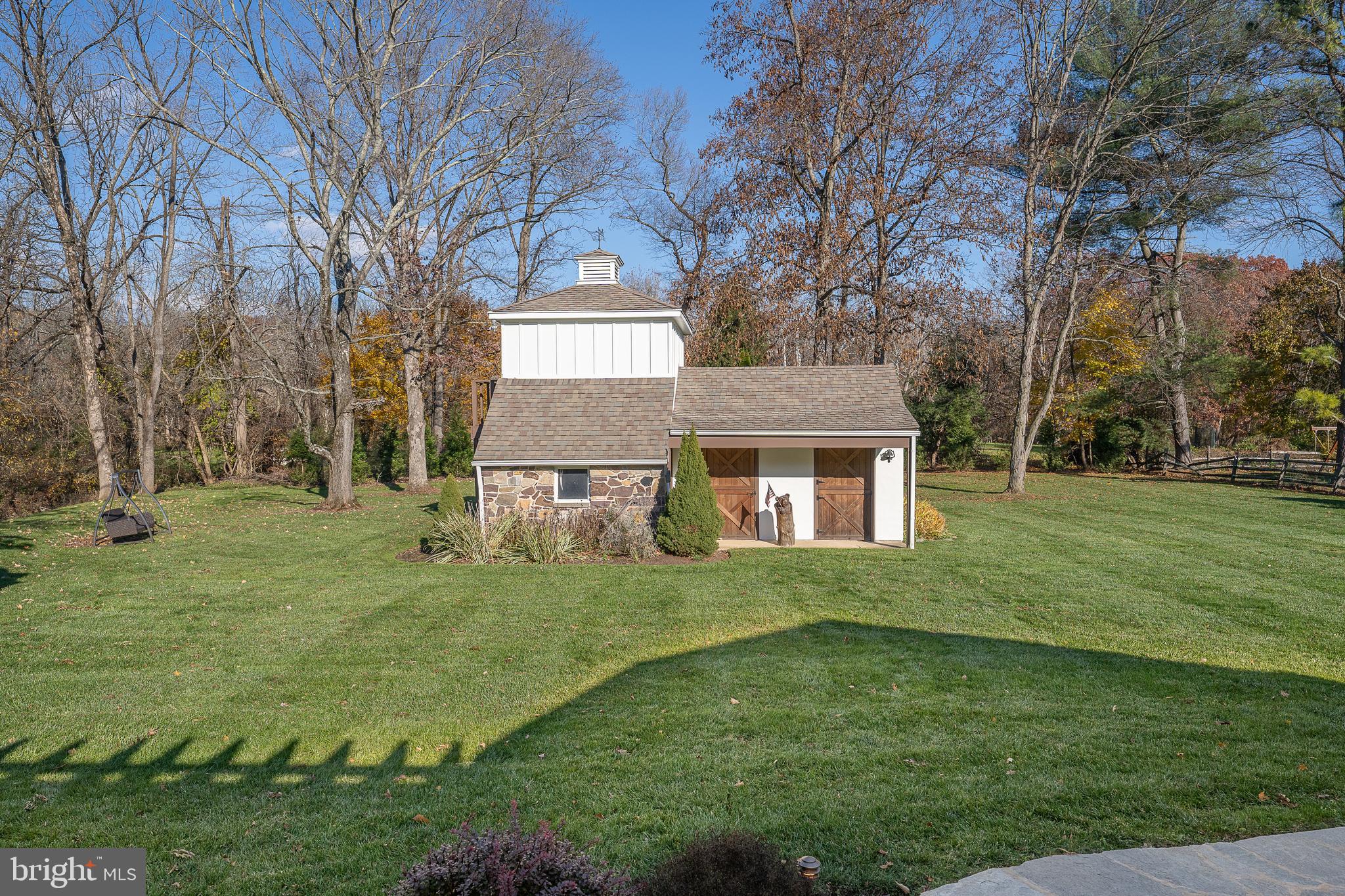 NEWTOWN SQ - Residential
