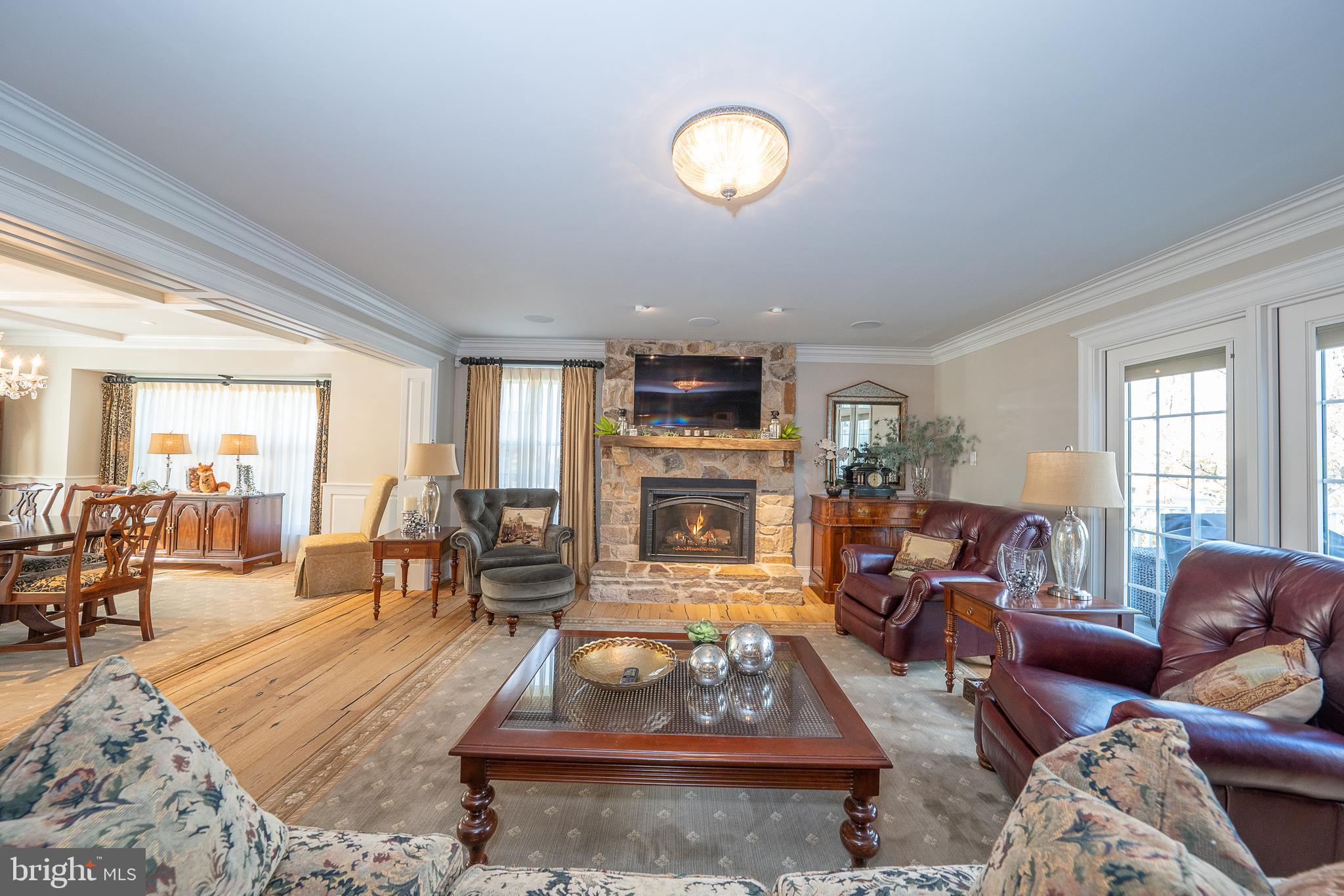 NEWTOWN SQ - Residential