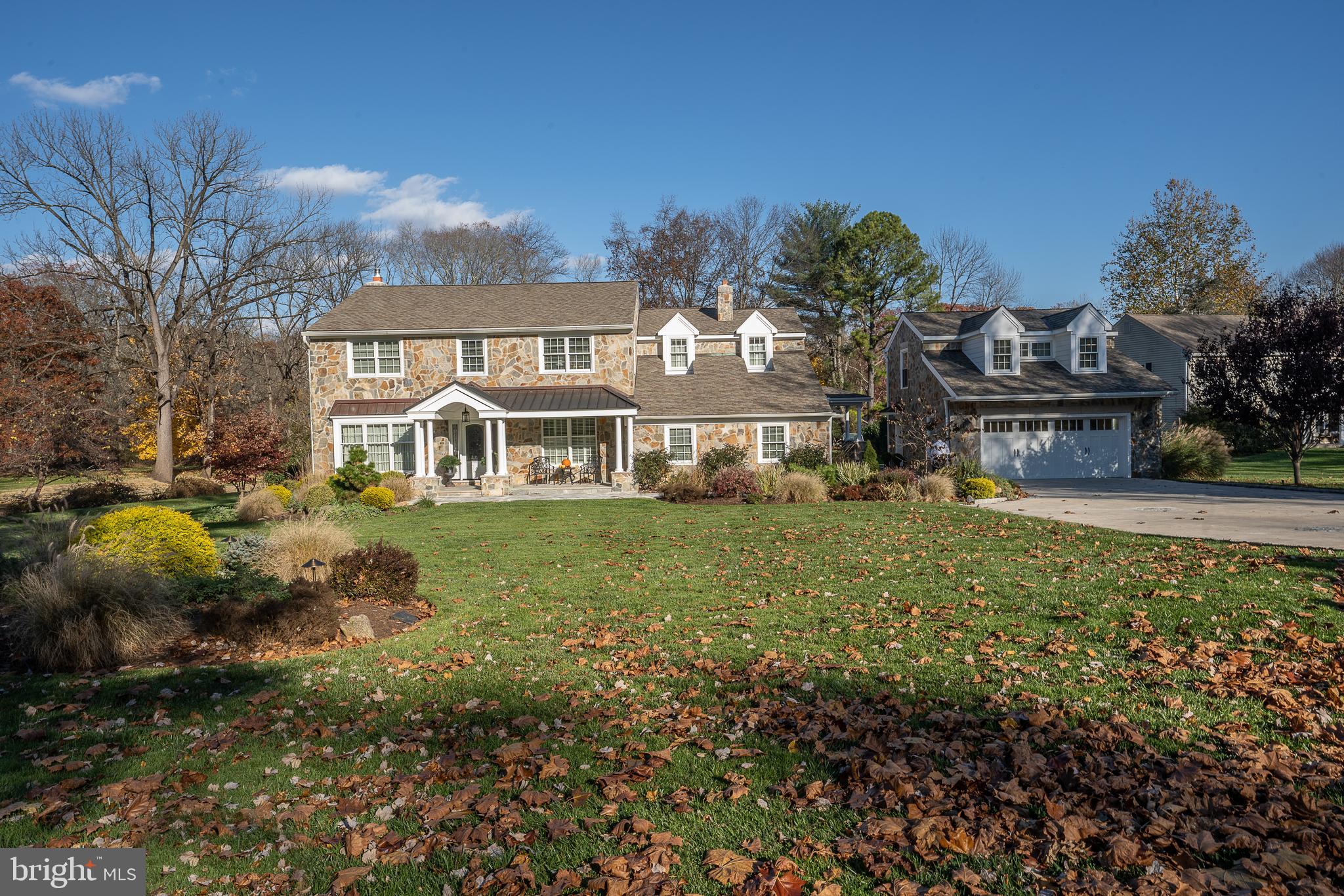 NEWTOWN SQ - Residential
