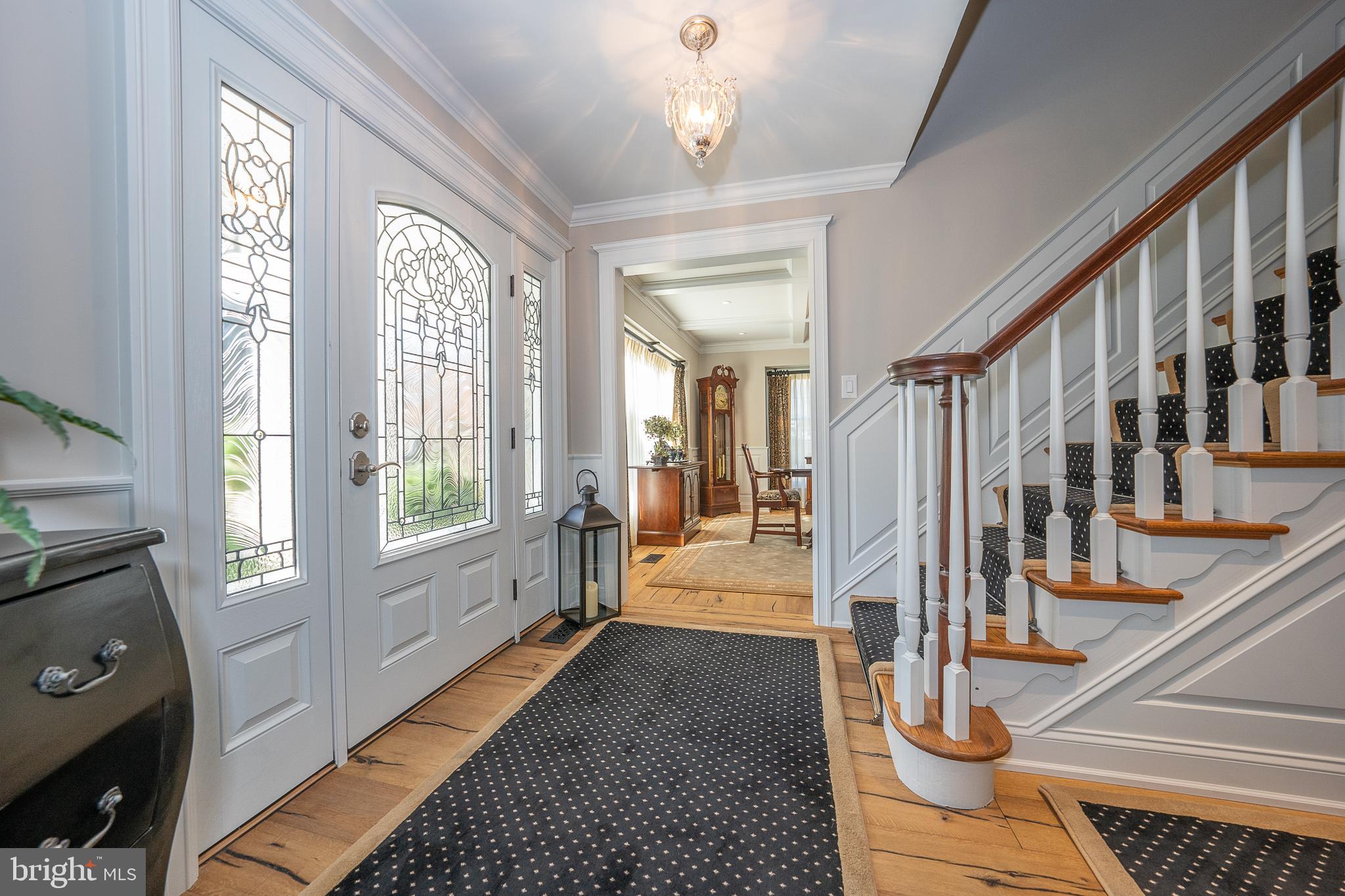 NEWTOWN SQ - Residential