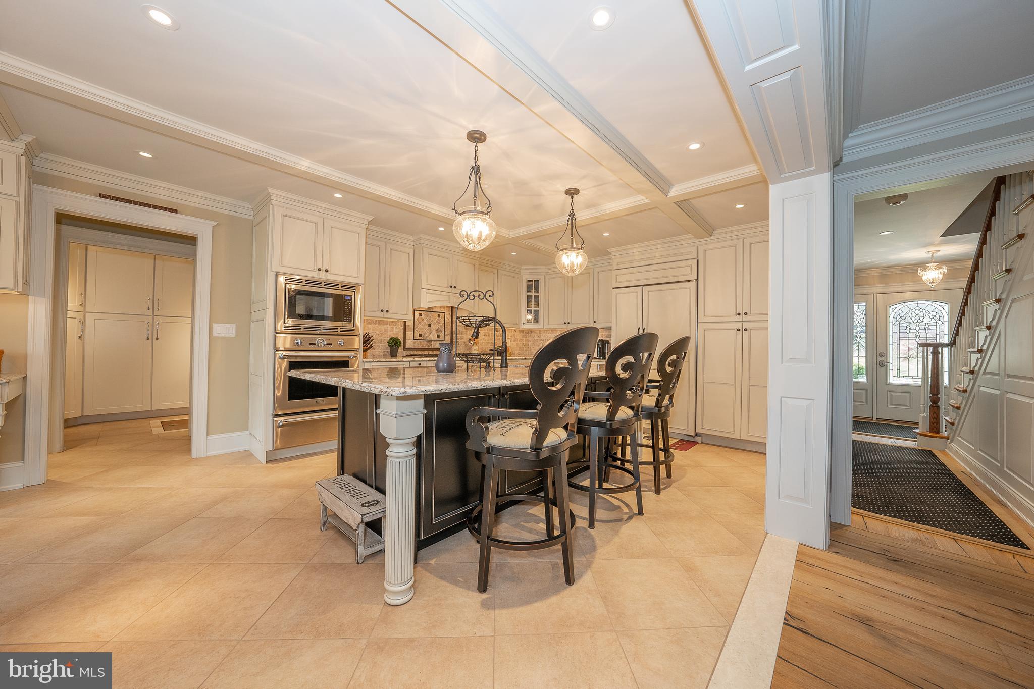 NEWTOWN SQ - Residential