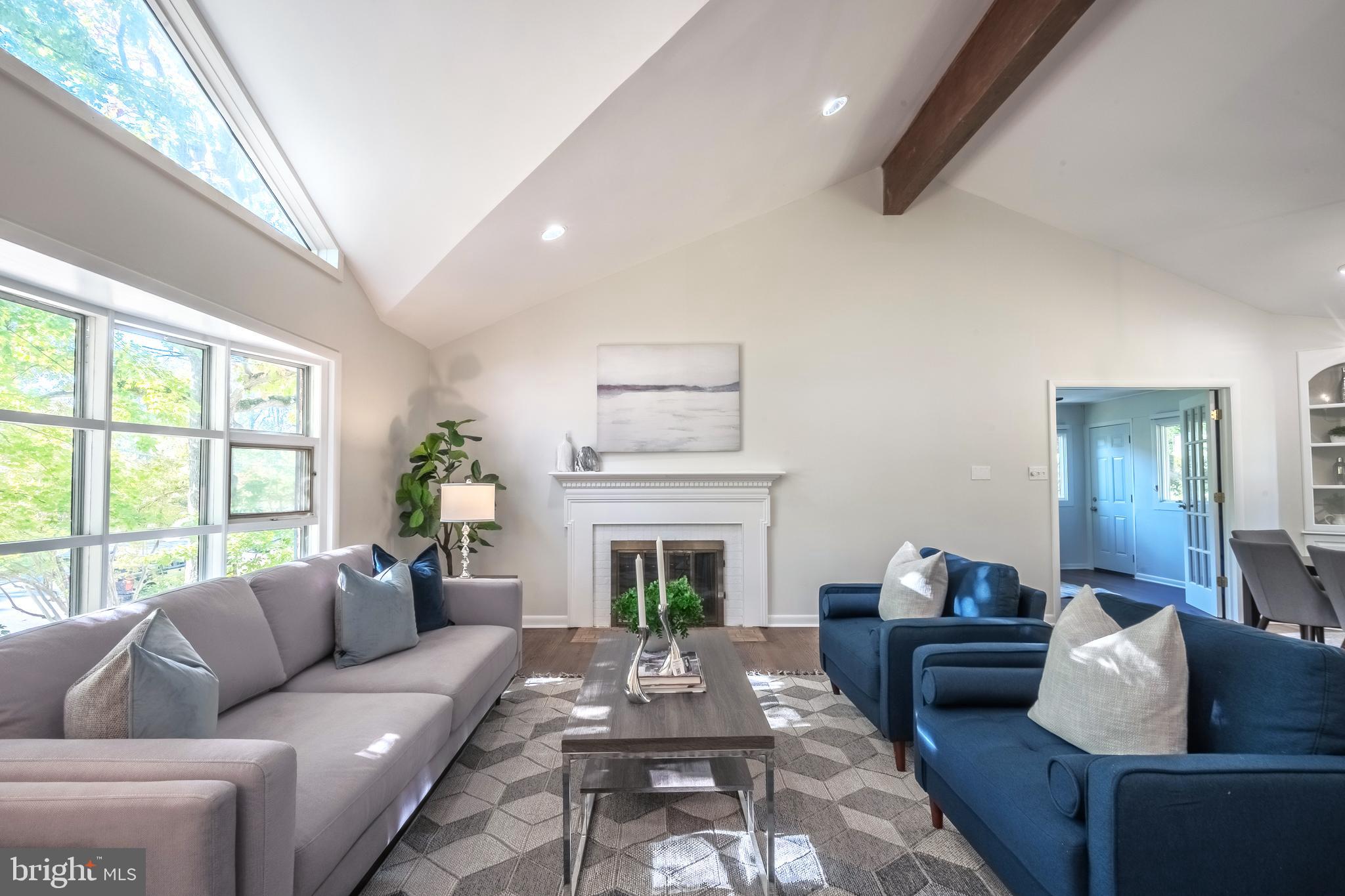 FALLS HILL - Residential