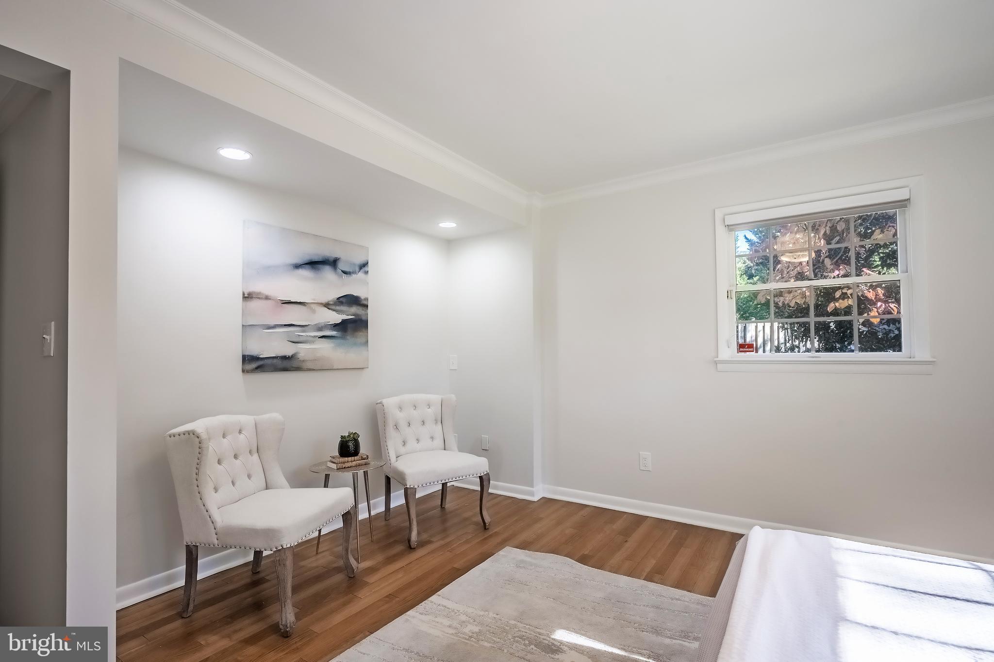 FALLS HILL - Residential