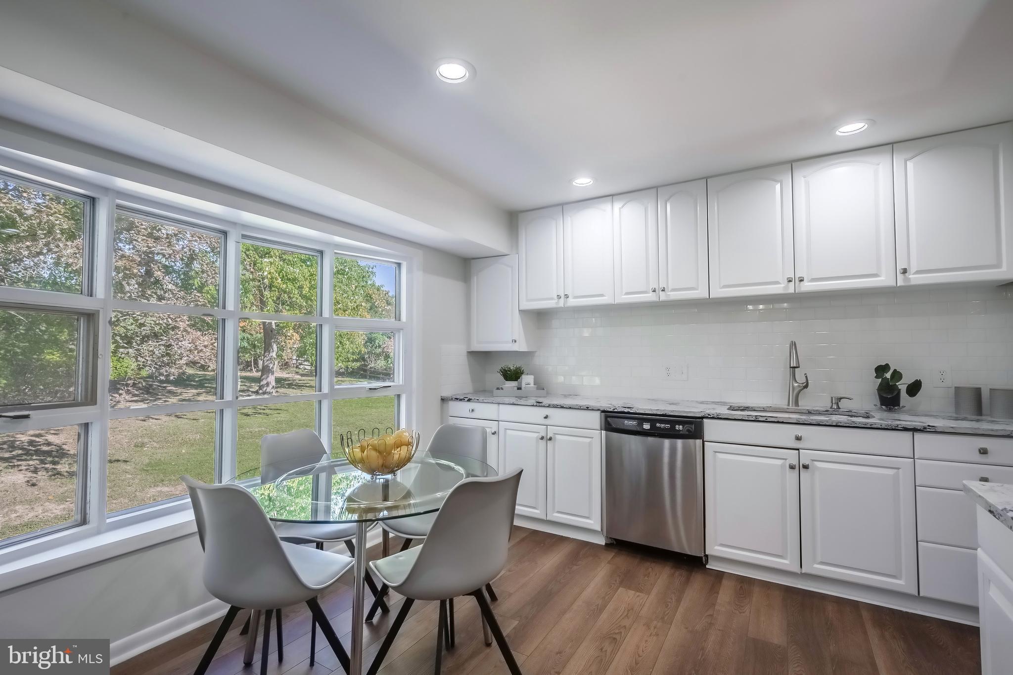 FALLS HILL - Residential