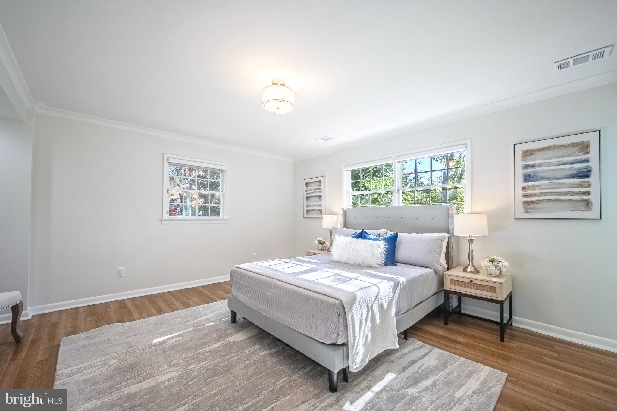 FALLS HILL - Residential