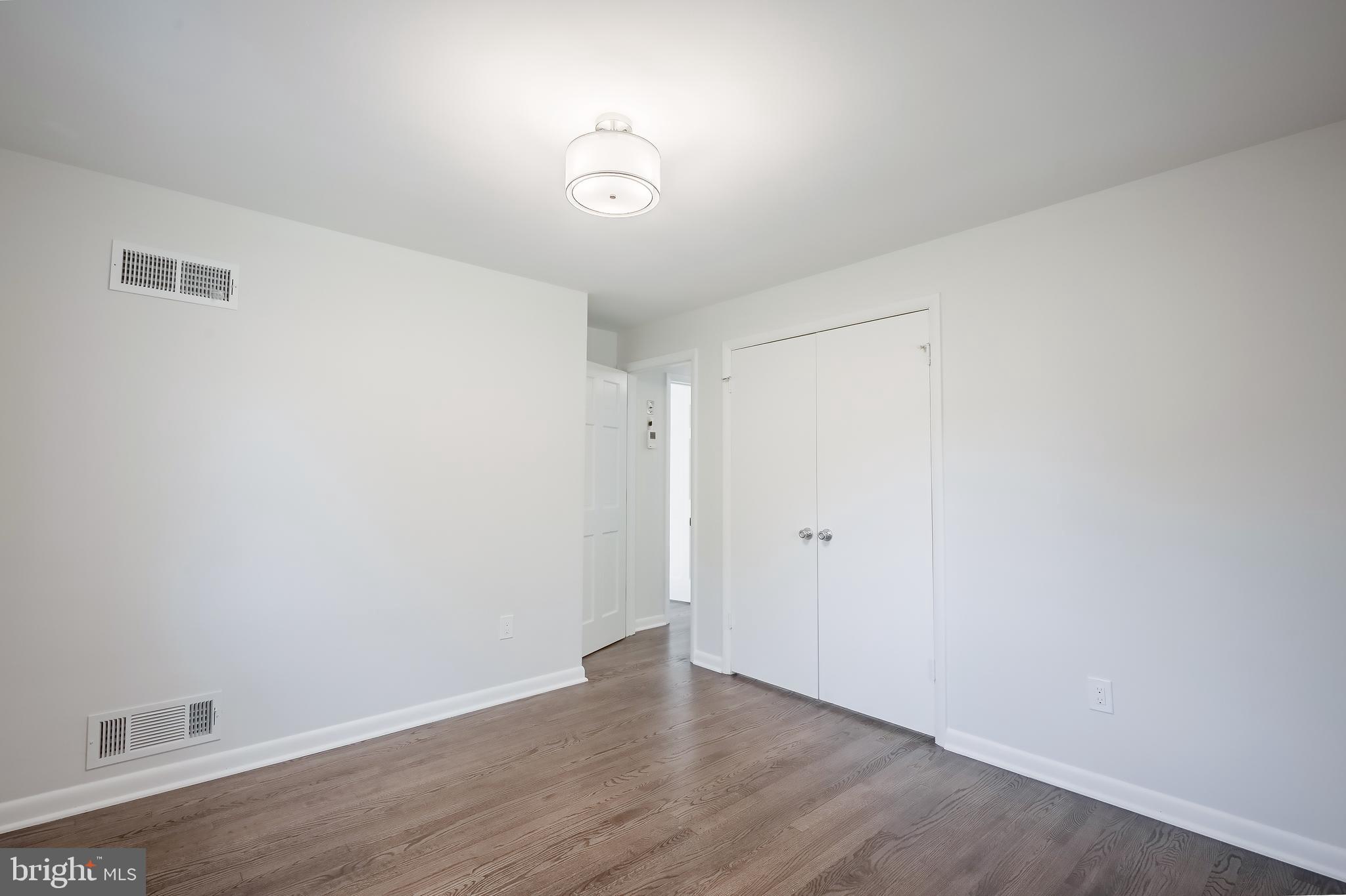 FALLS HILL - Residential