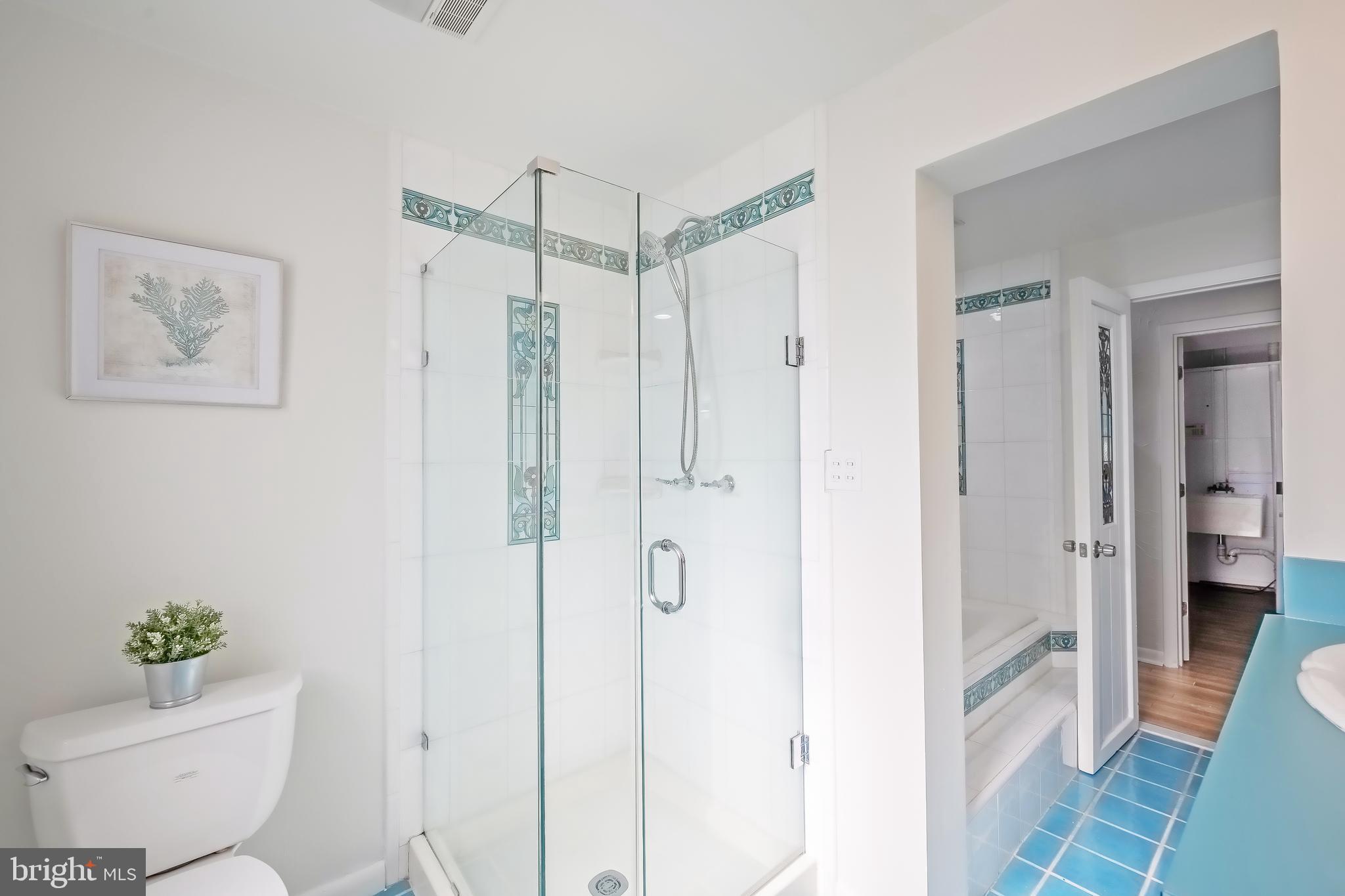 FALLS HILL - Residential