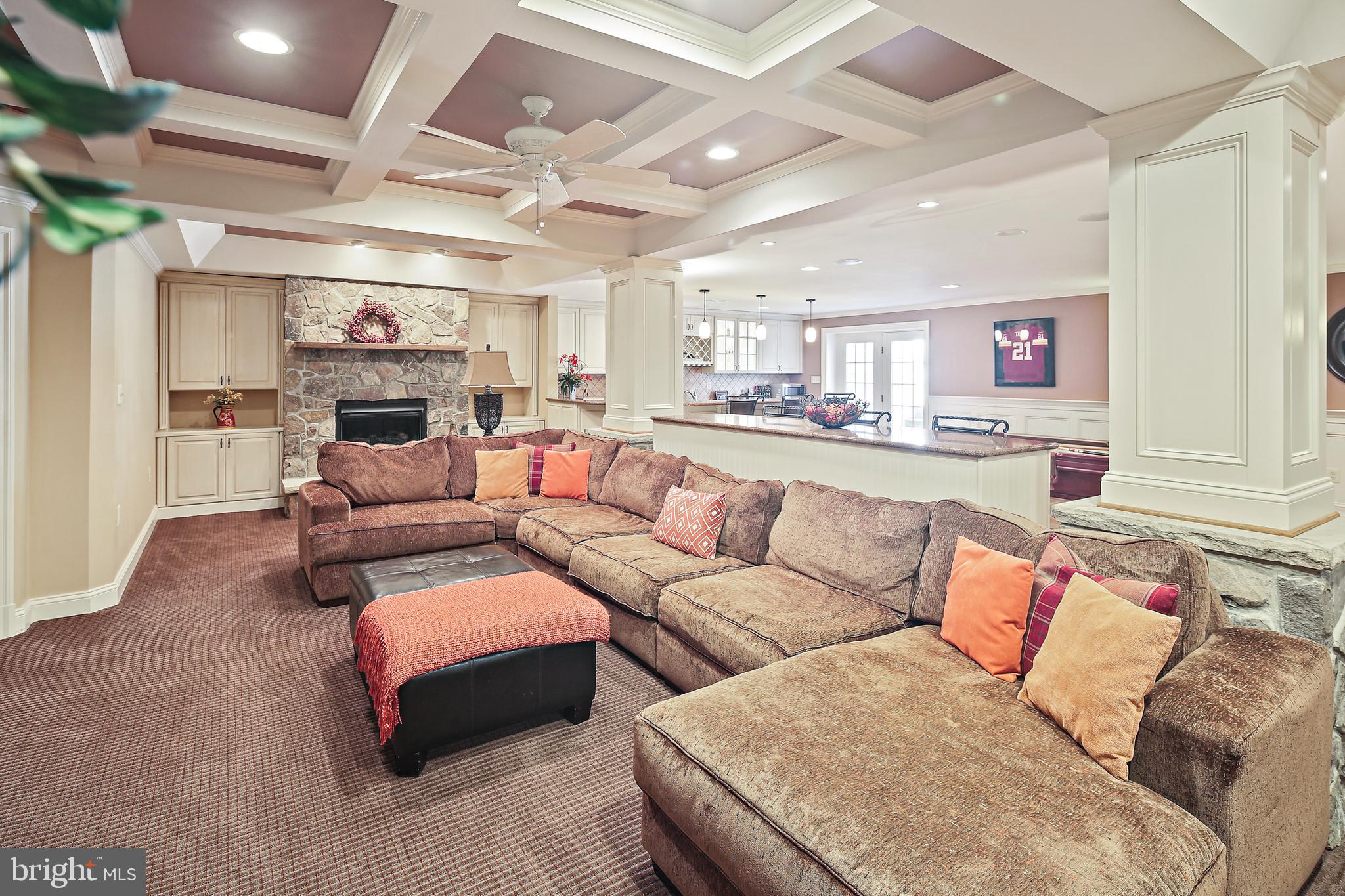 TRIADELPHIA WOODS - Residential