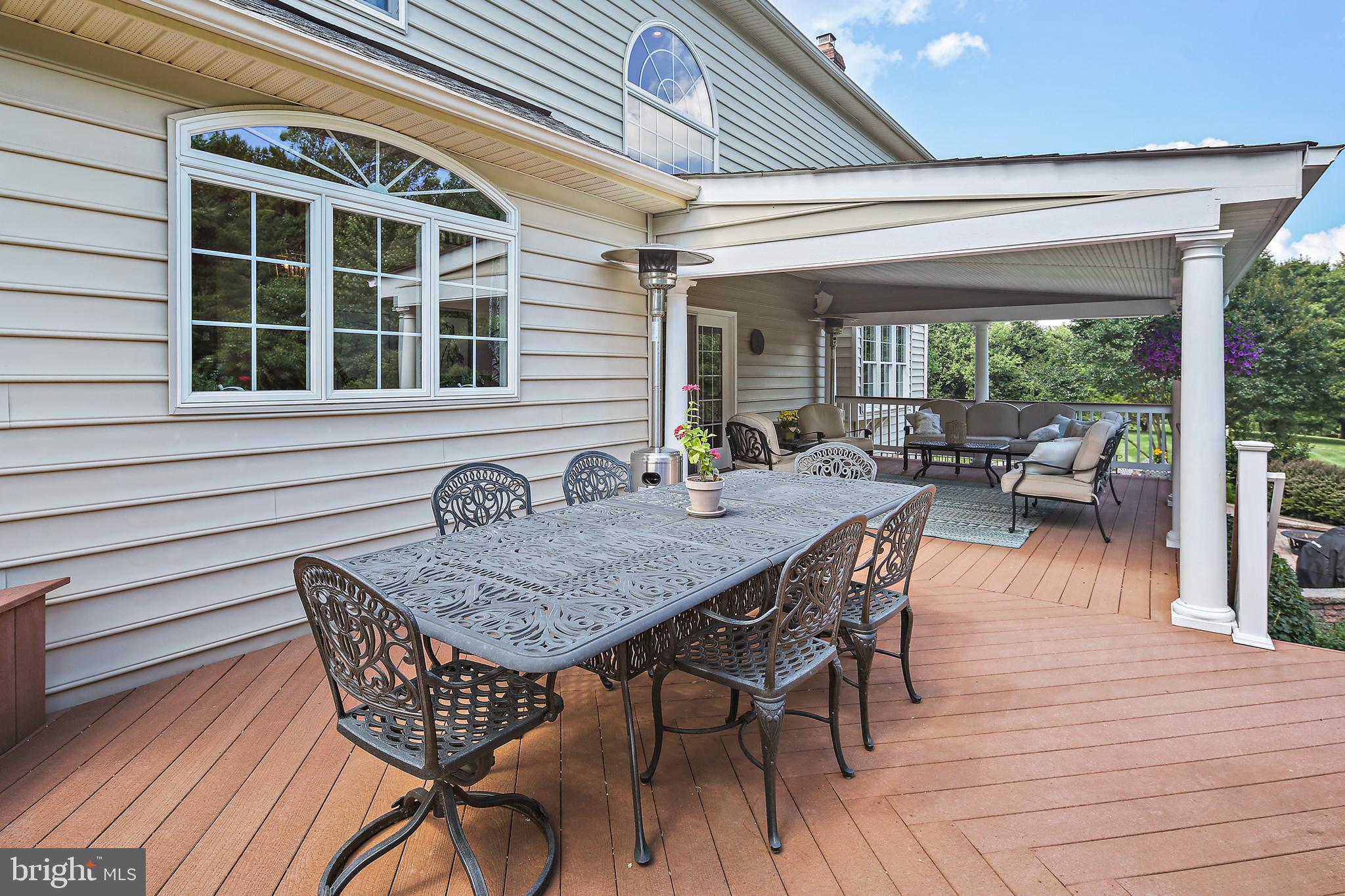 TRIADELPHIA WOODS - Residential