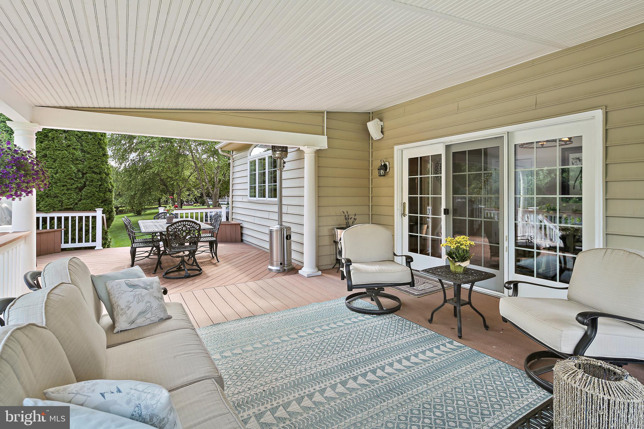 TRIADELPHIA WOODS - Residential