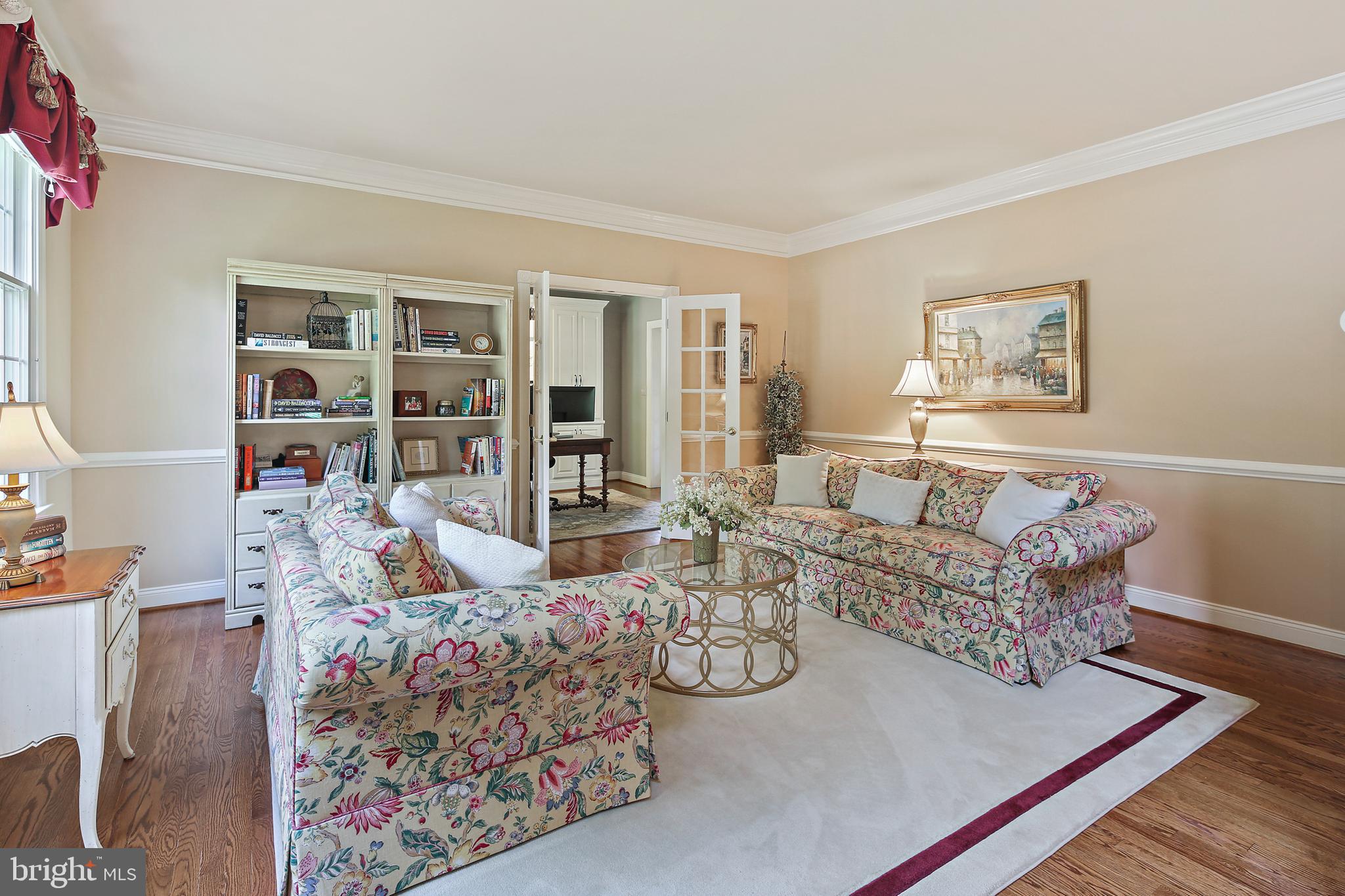 TRIADELPHIA WOODS - Residential