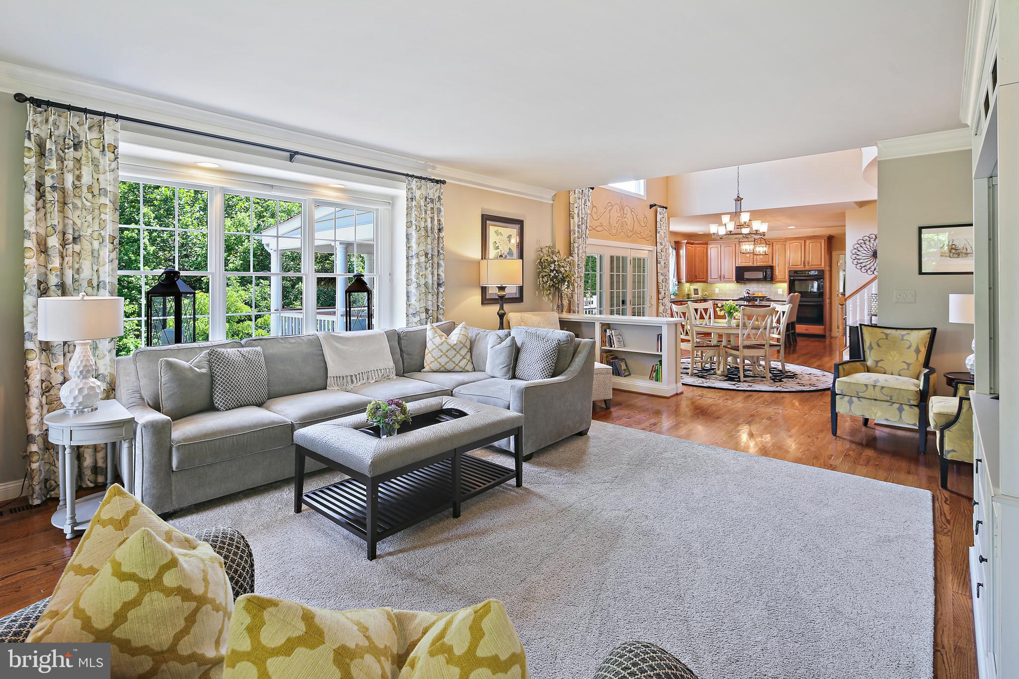 TRIADELPHIA WOODS - Residential