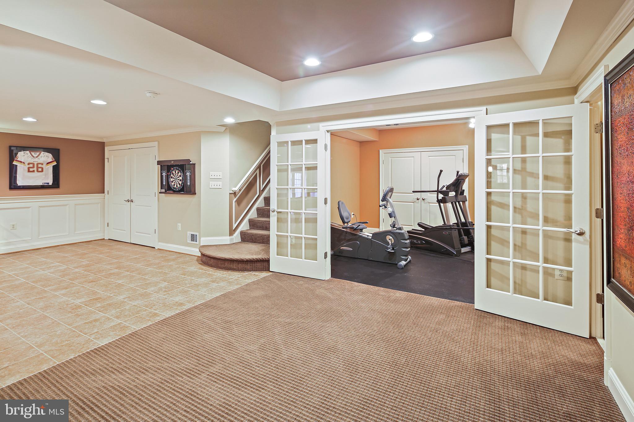 TRIADELPHIA WOODS - Residential