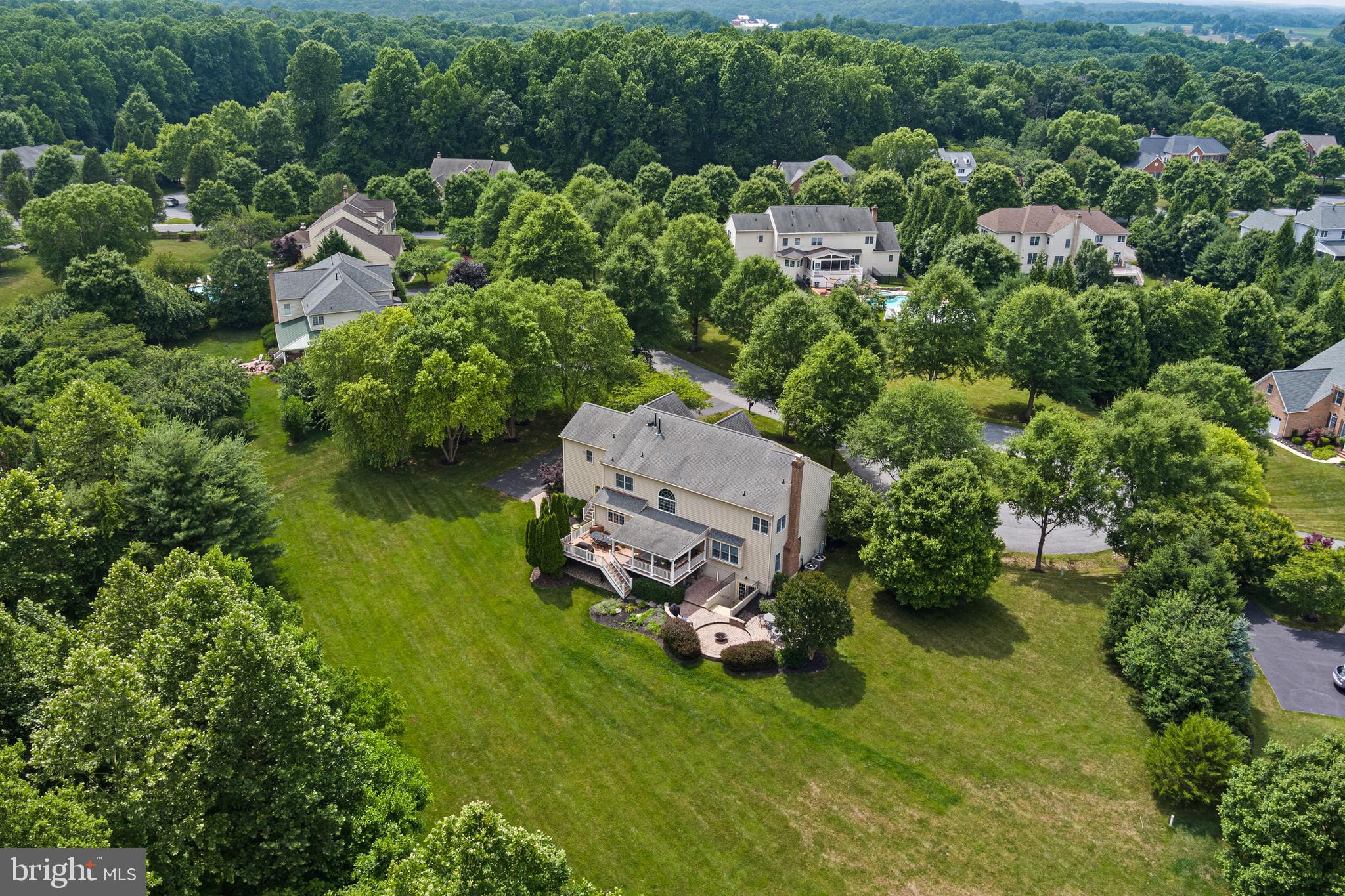 TRIADELPHIA WOODS - Residential