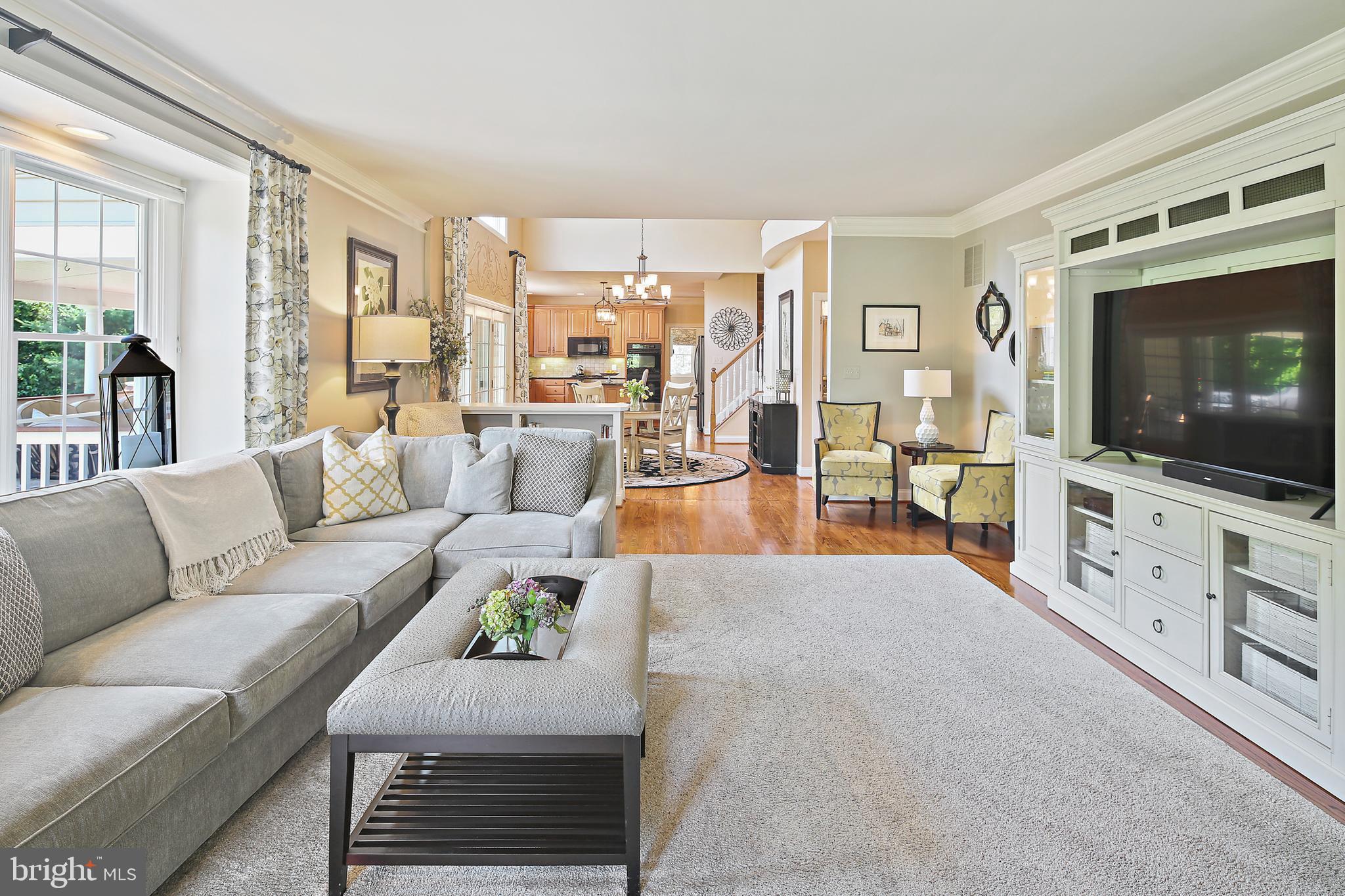 TRIADELPHIA WOODS - Residential