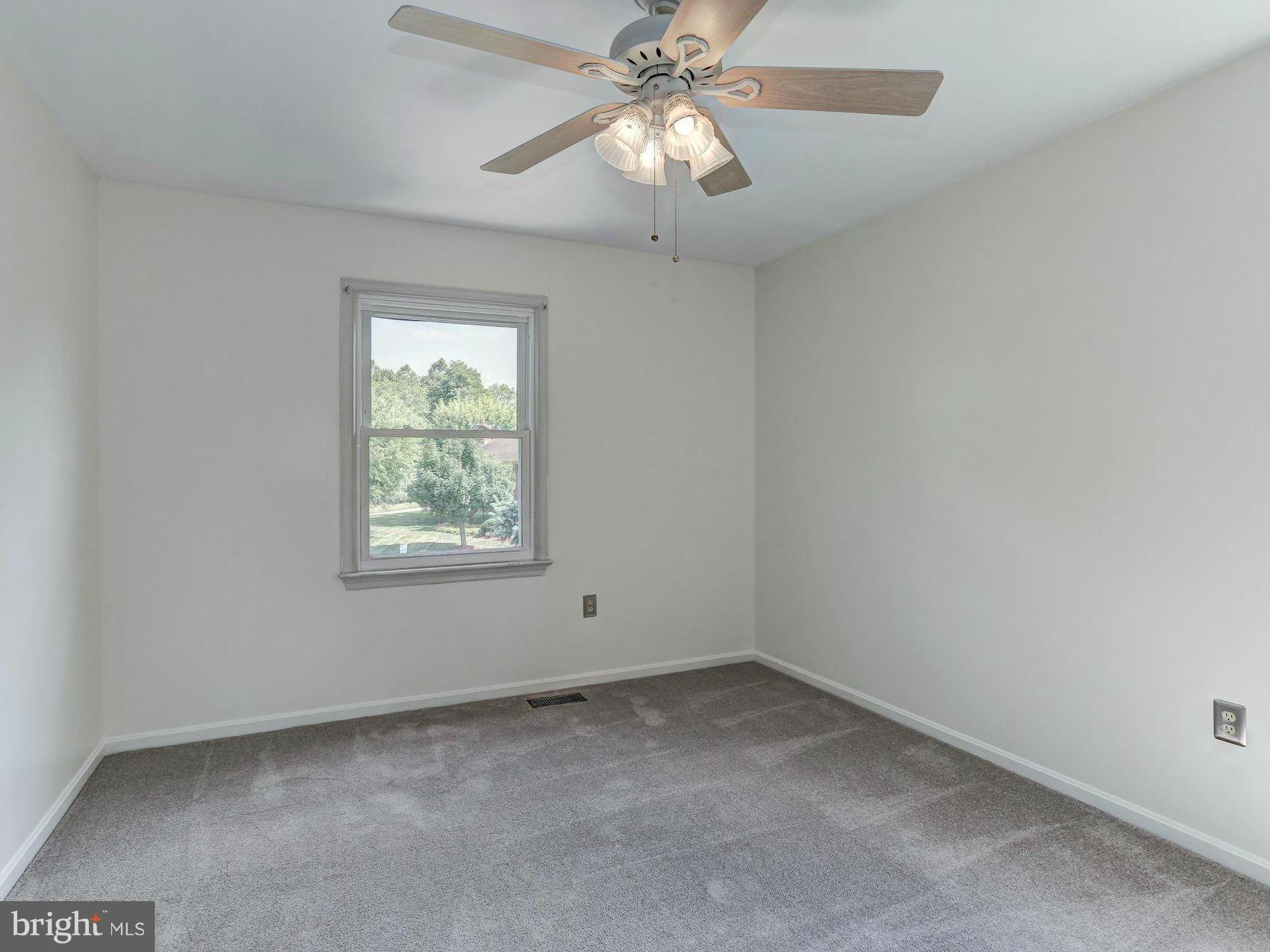 SEQUOIA FARMS - Residential