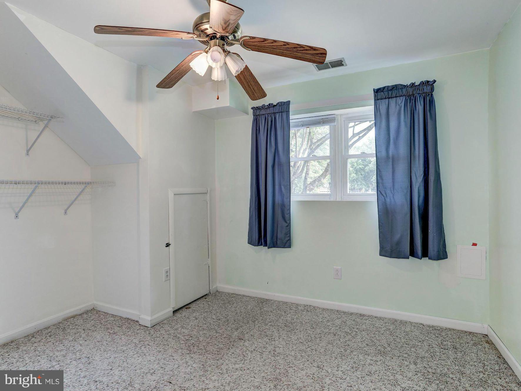 SEQUOIA FARMS - Residential