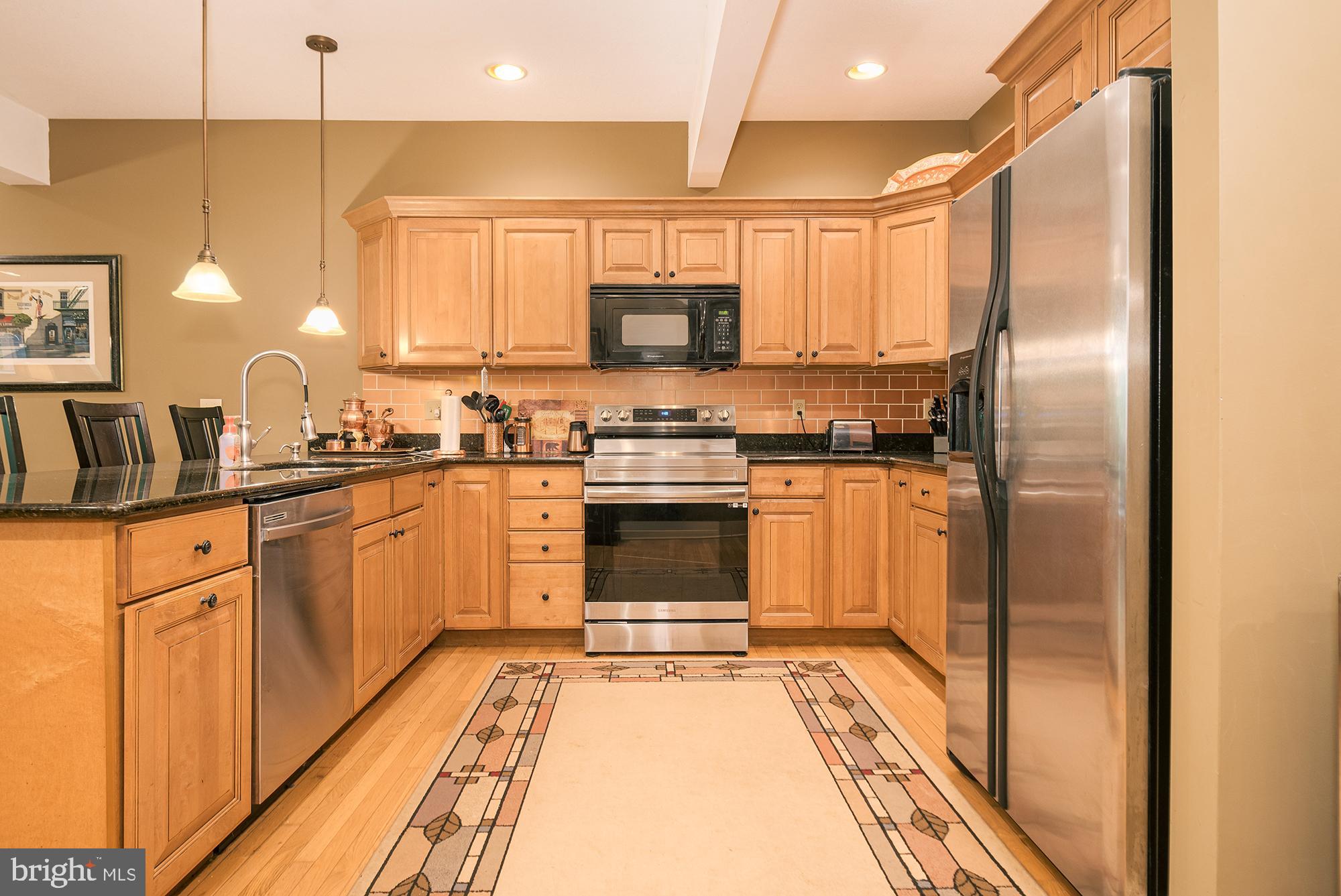 MYSTIC CREEK - Residential