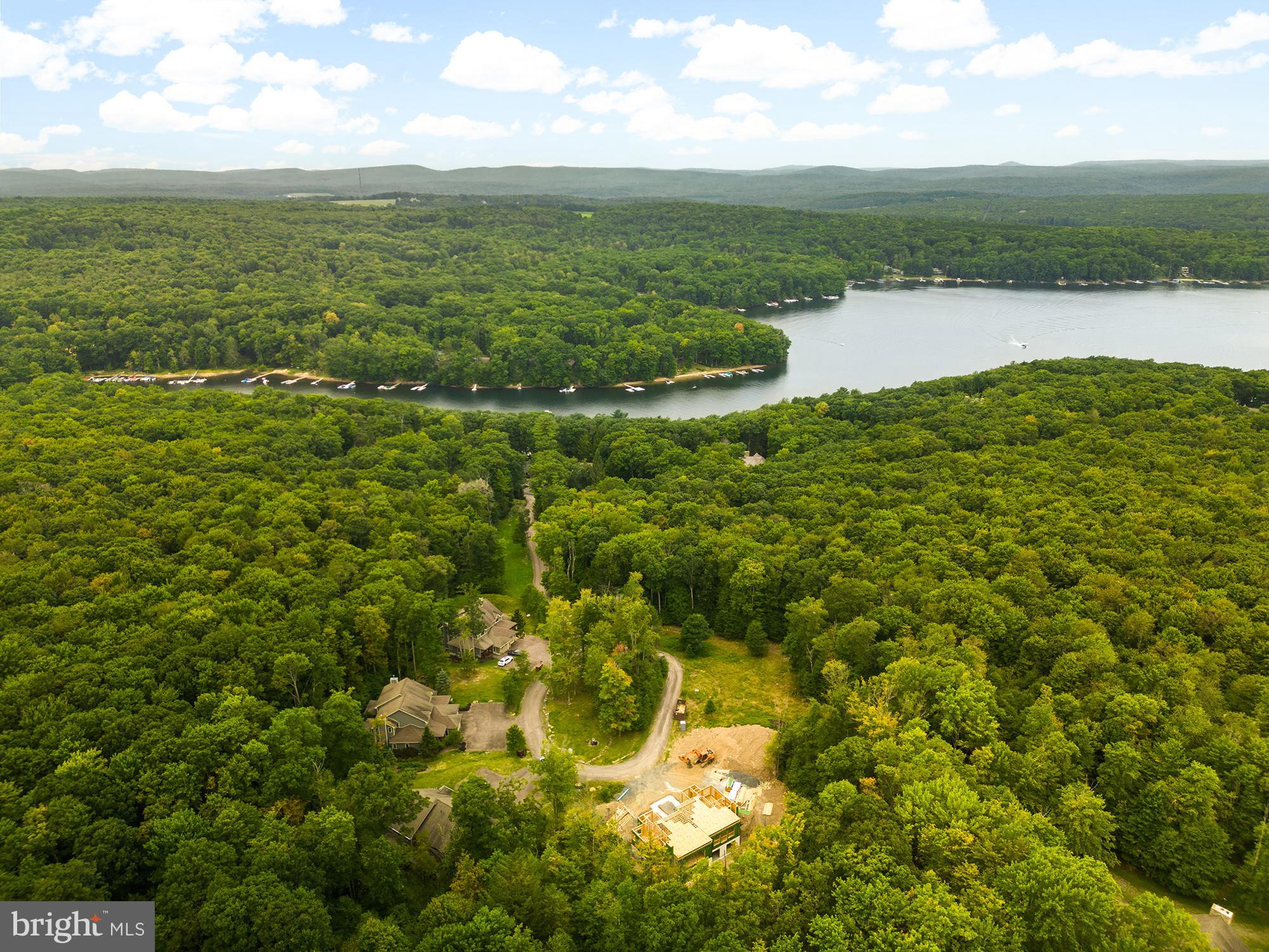 MYSTIC CREEK - Residential