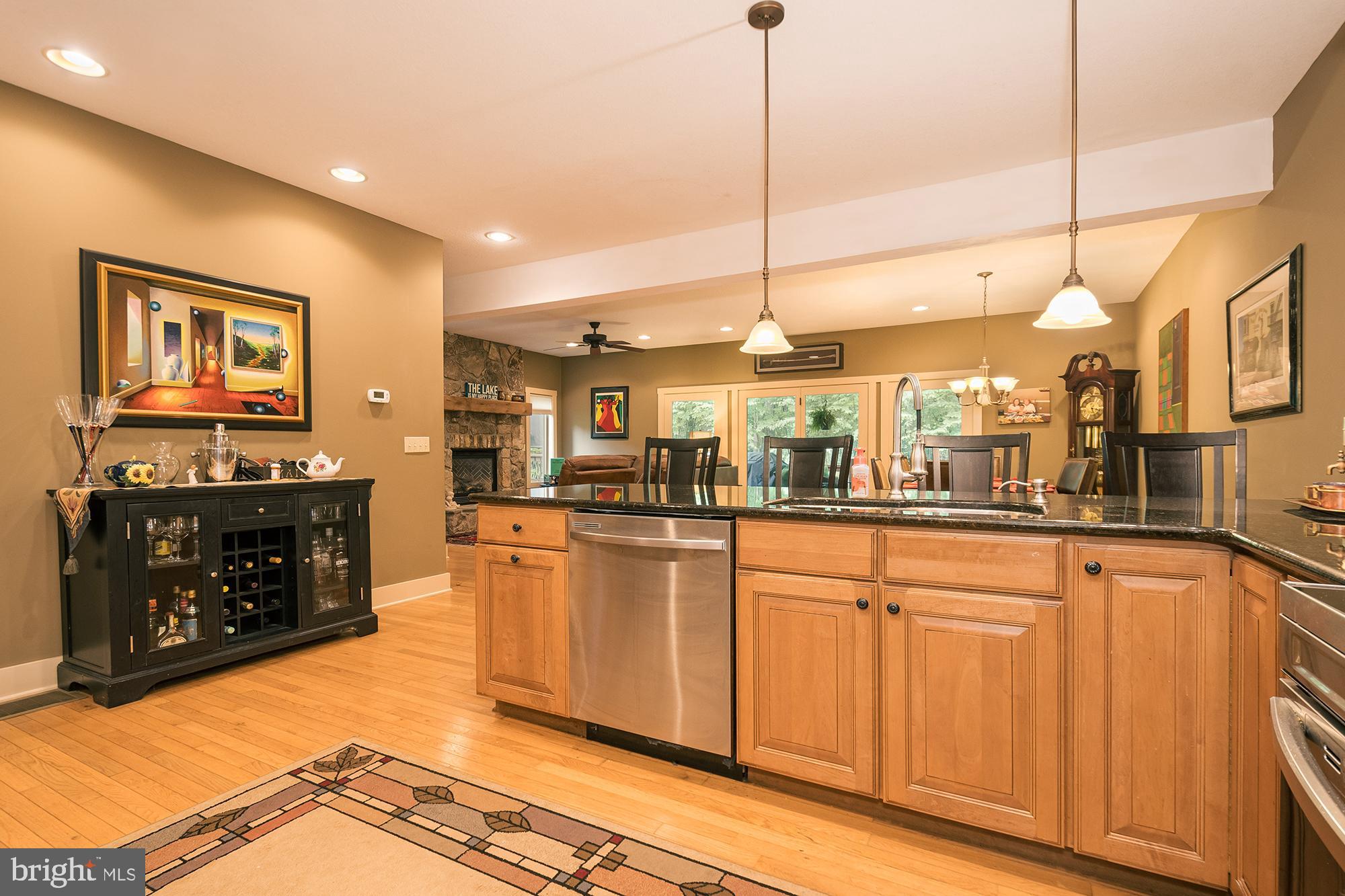 MYSTIC CREEK - Residential