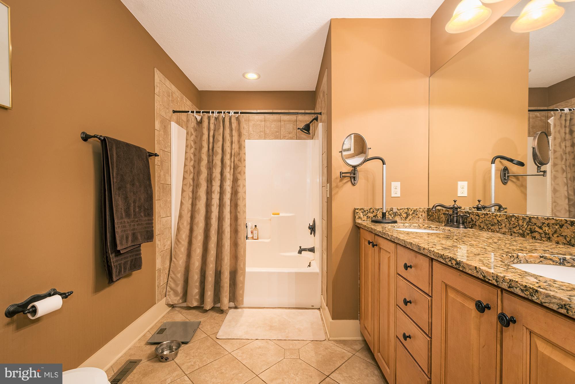 MYSTIC CREEK - Residential