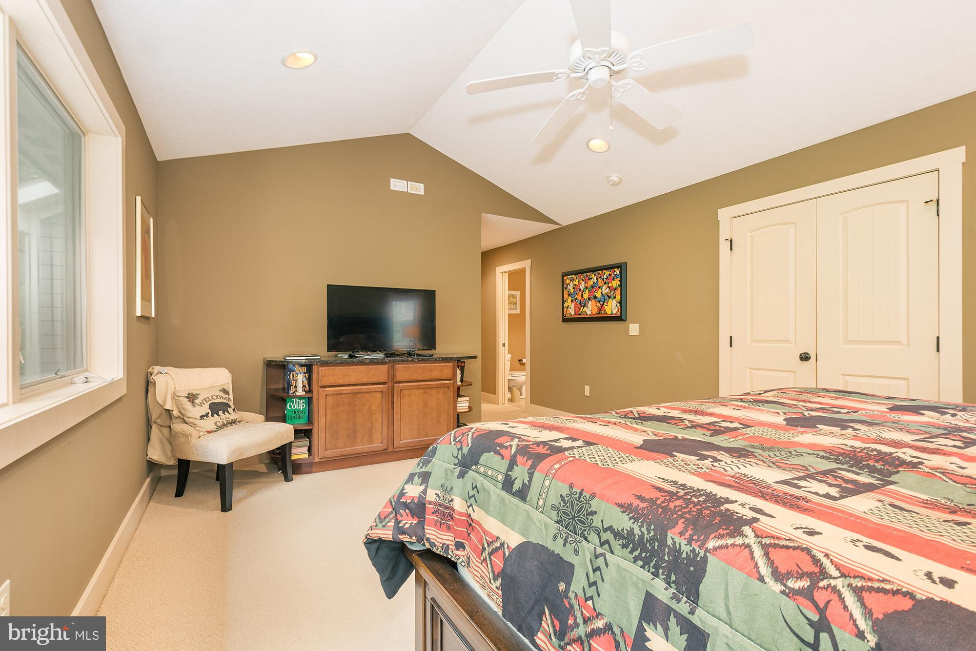 MYSTIC CREEK - Residential