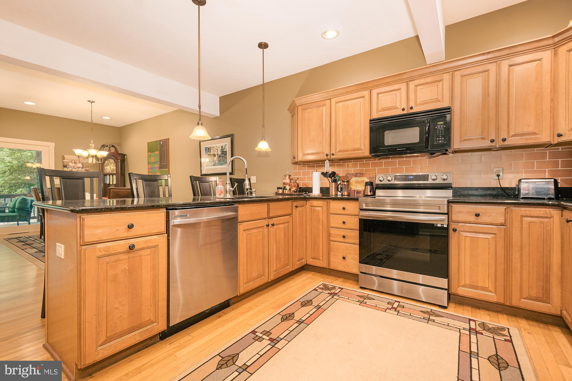 MYSTIC CREEK - Residential