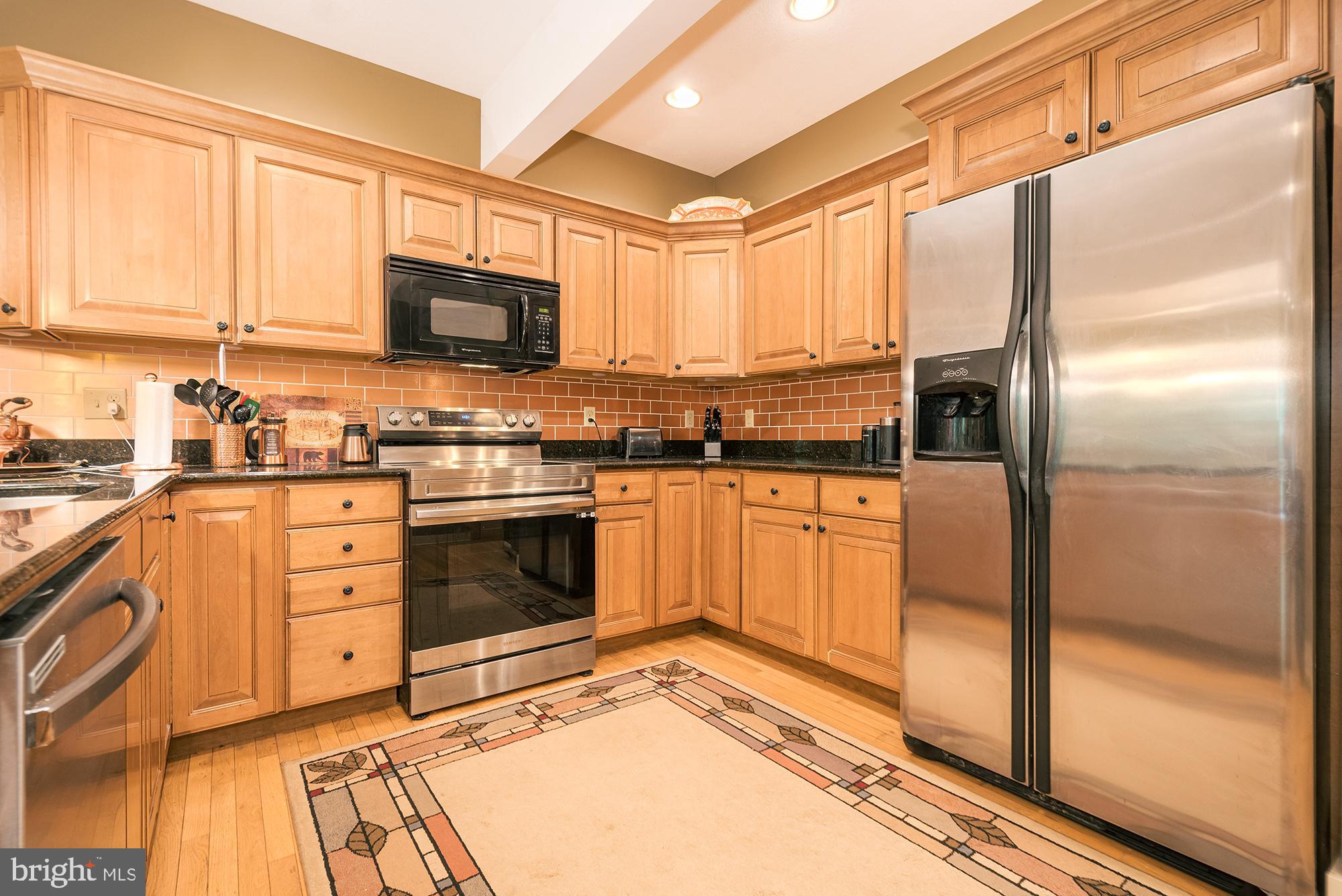 MYSTIC CREEK - Residential