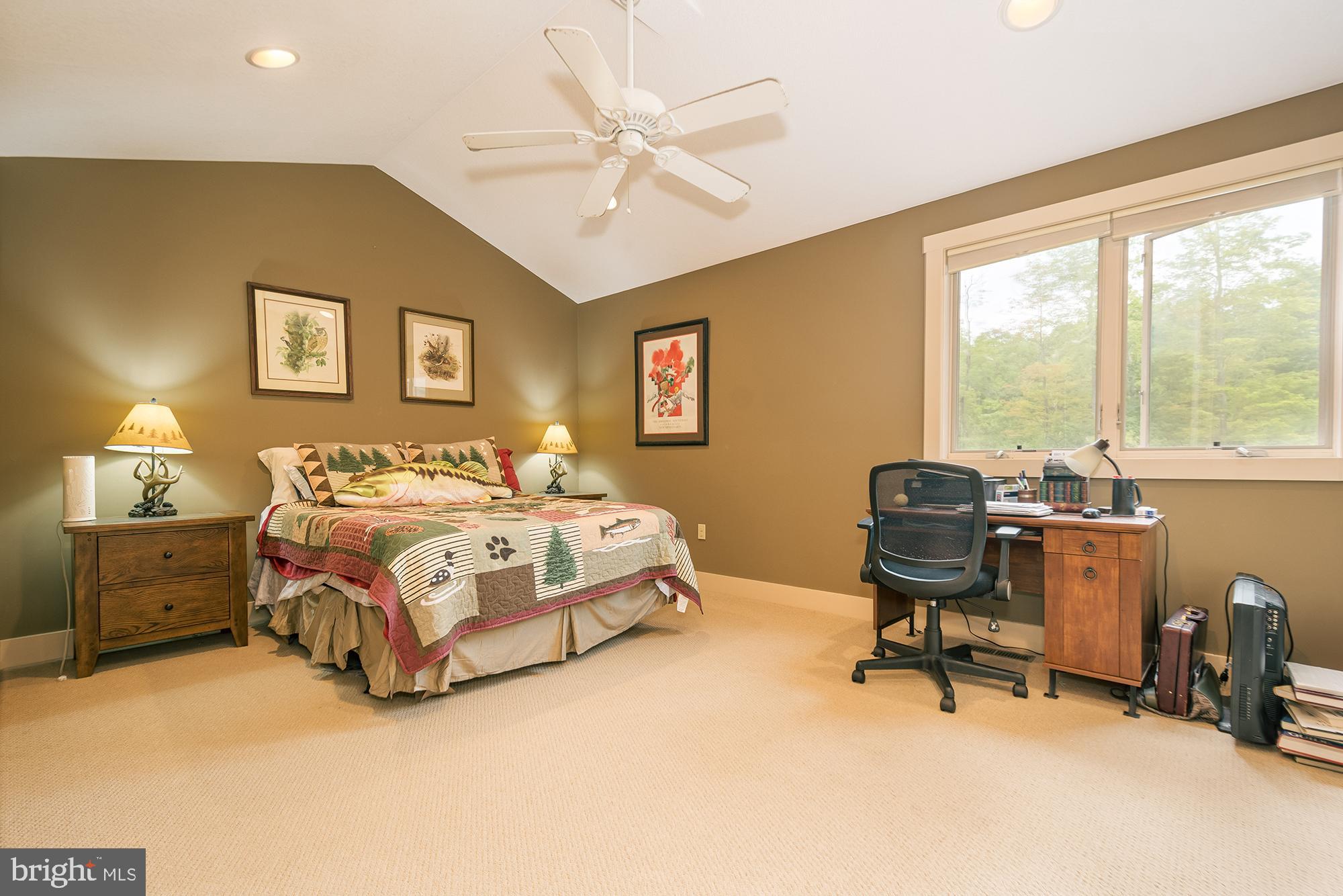 MYSTIC CREEK - Residential