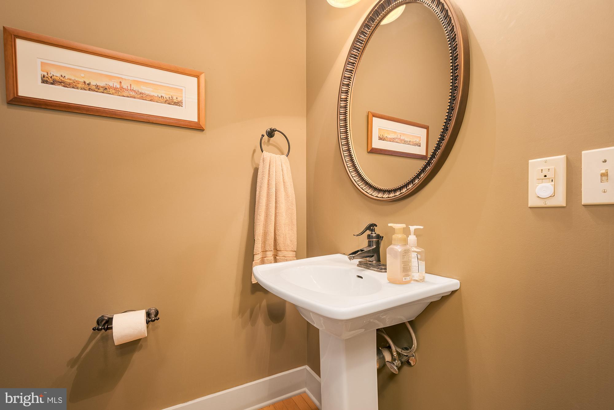 MYSTIC CREEK - Residential