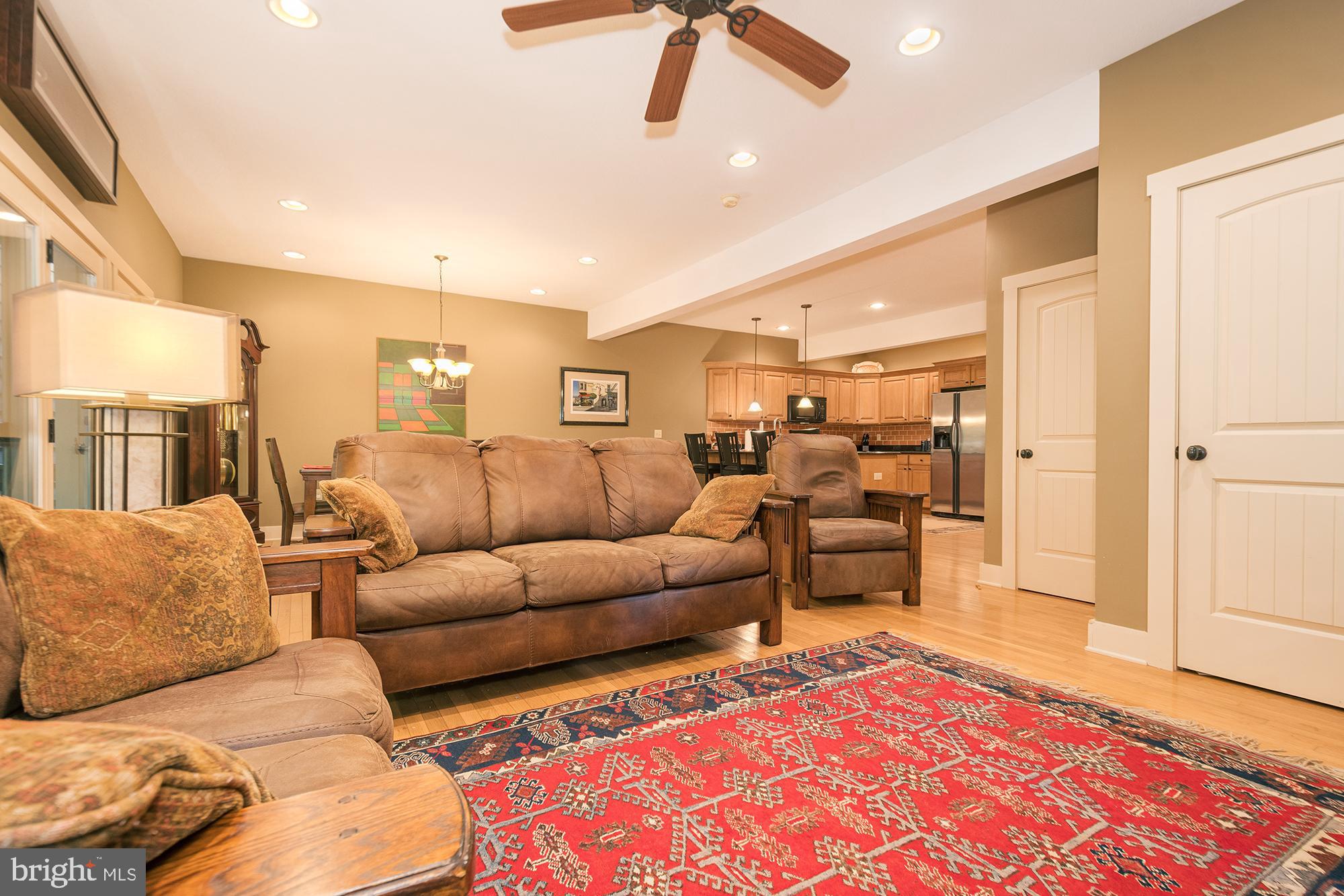 MYSTIC CREEK - Residential