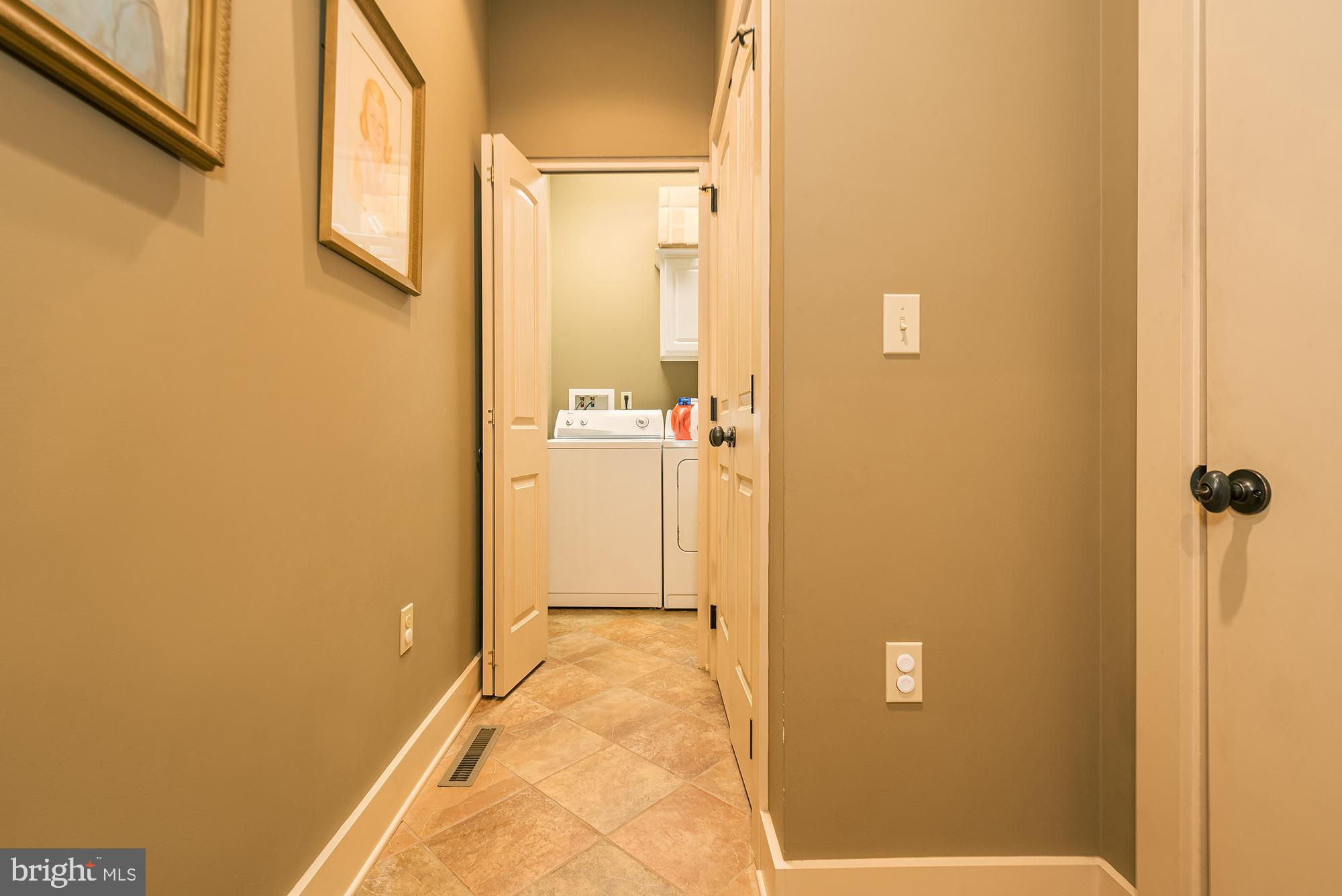 MYSTIC CREEK - Residential