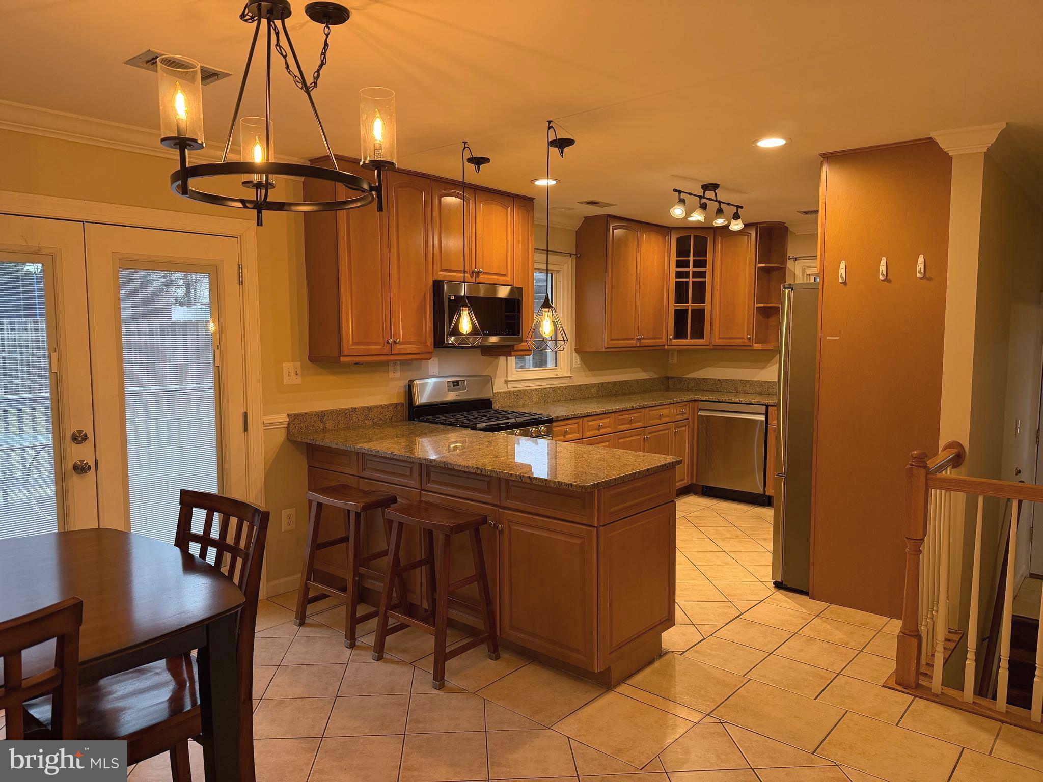 LAKEVIEW ESTATES - Residential