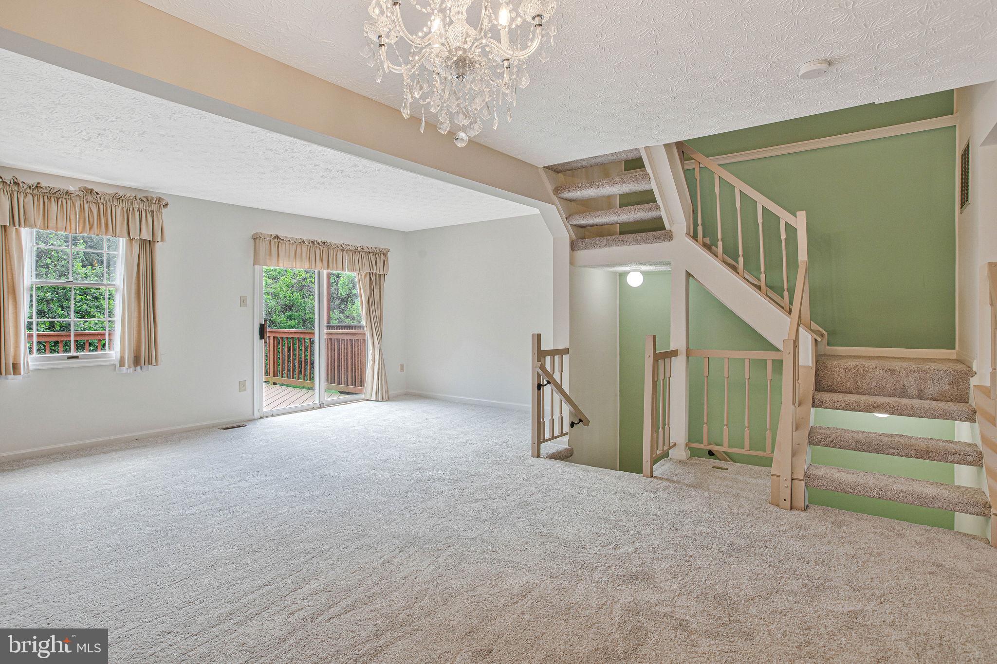 KINGS MEADE - Residential