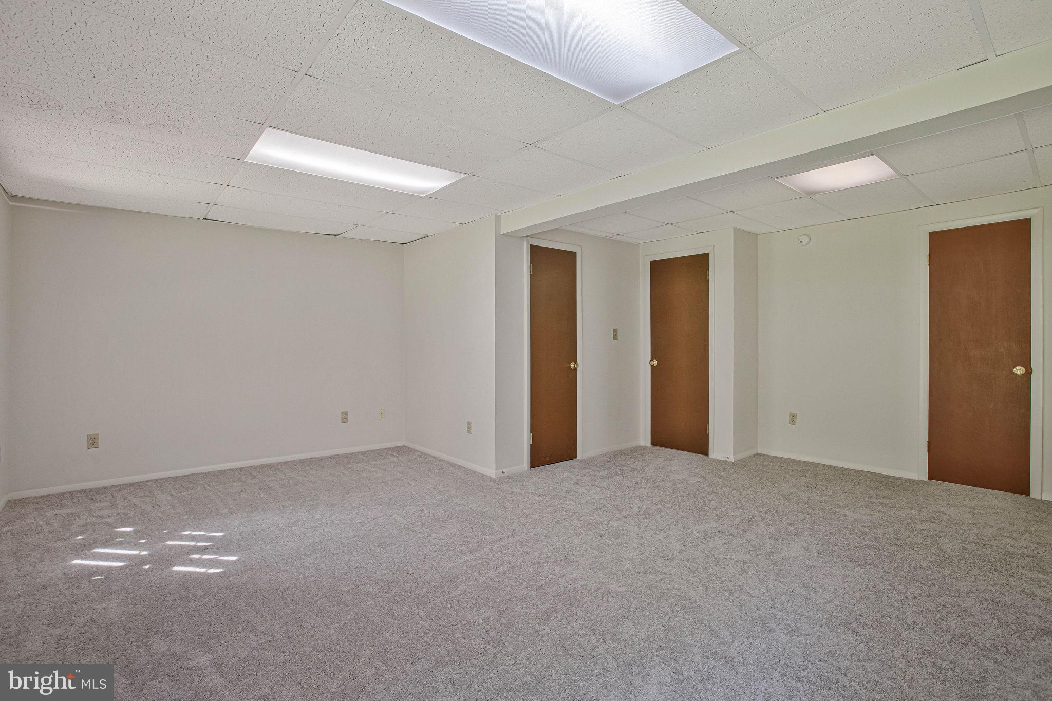 KINGS MEADE - Residential