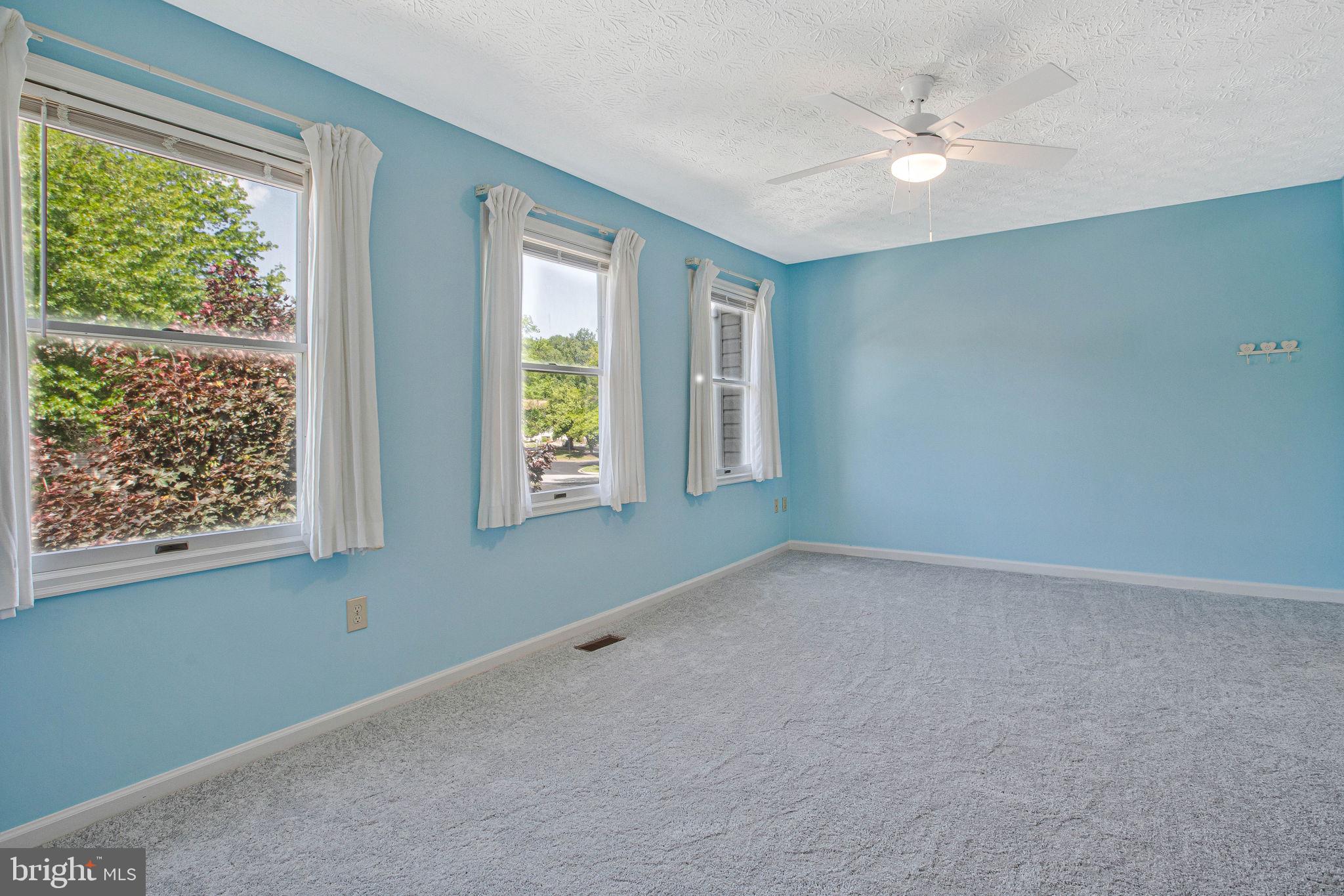 KINGS MEADE - Residential