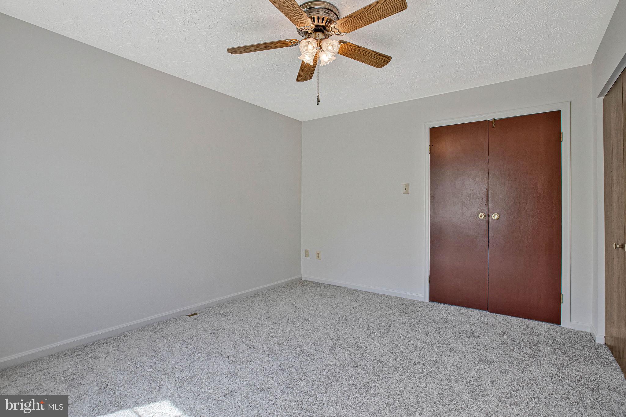 KINGS MEADE - Residential
