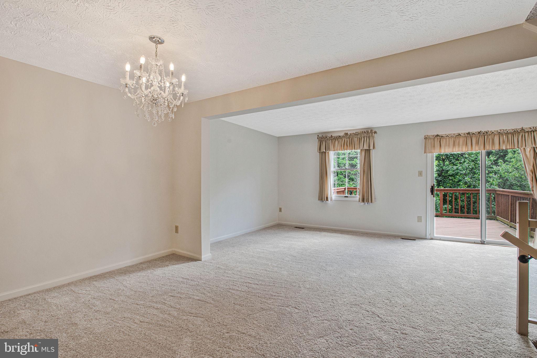 KINGS MEADE - Residential