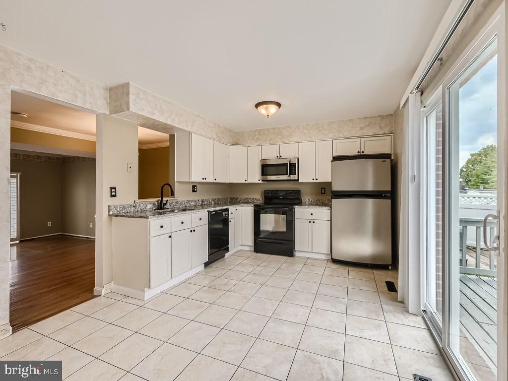 VILLA CAPRI - Residential