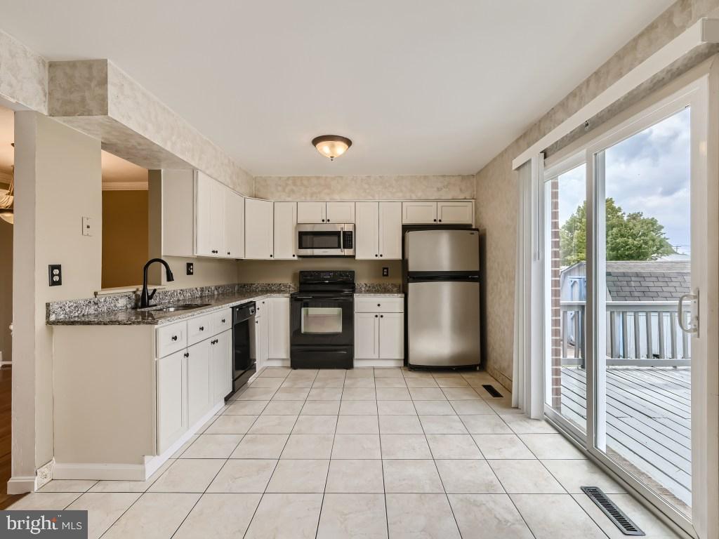 VILLA CAPRI - Residential