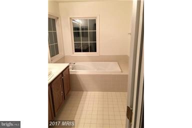 SPYGLASS HILL - Residential Lease