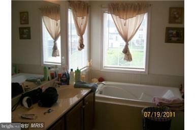 SPYGLASS HILL - Residential Lease