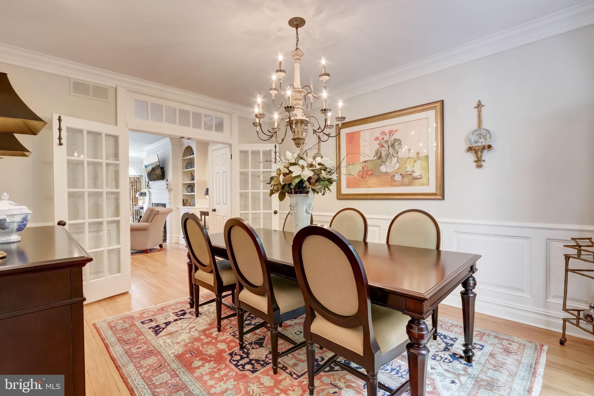 BARCLAY COURT - Residential