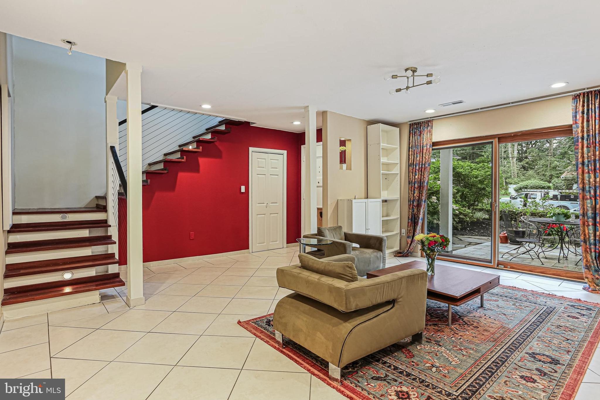 LUTHERVILLE HEIGHTS - Residential