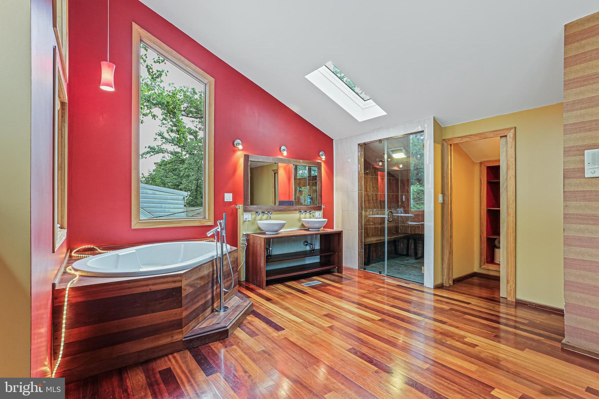 LUTHERVILLE HEIGHTS - Residential