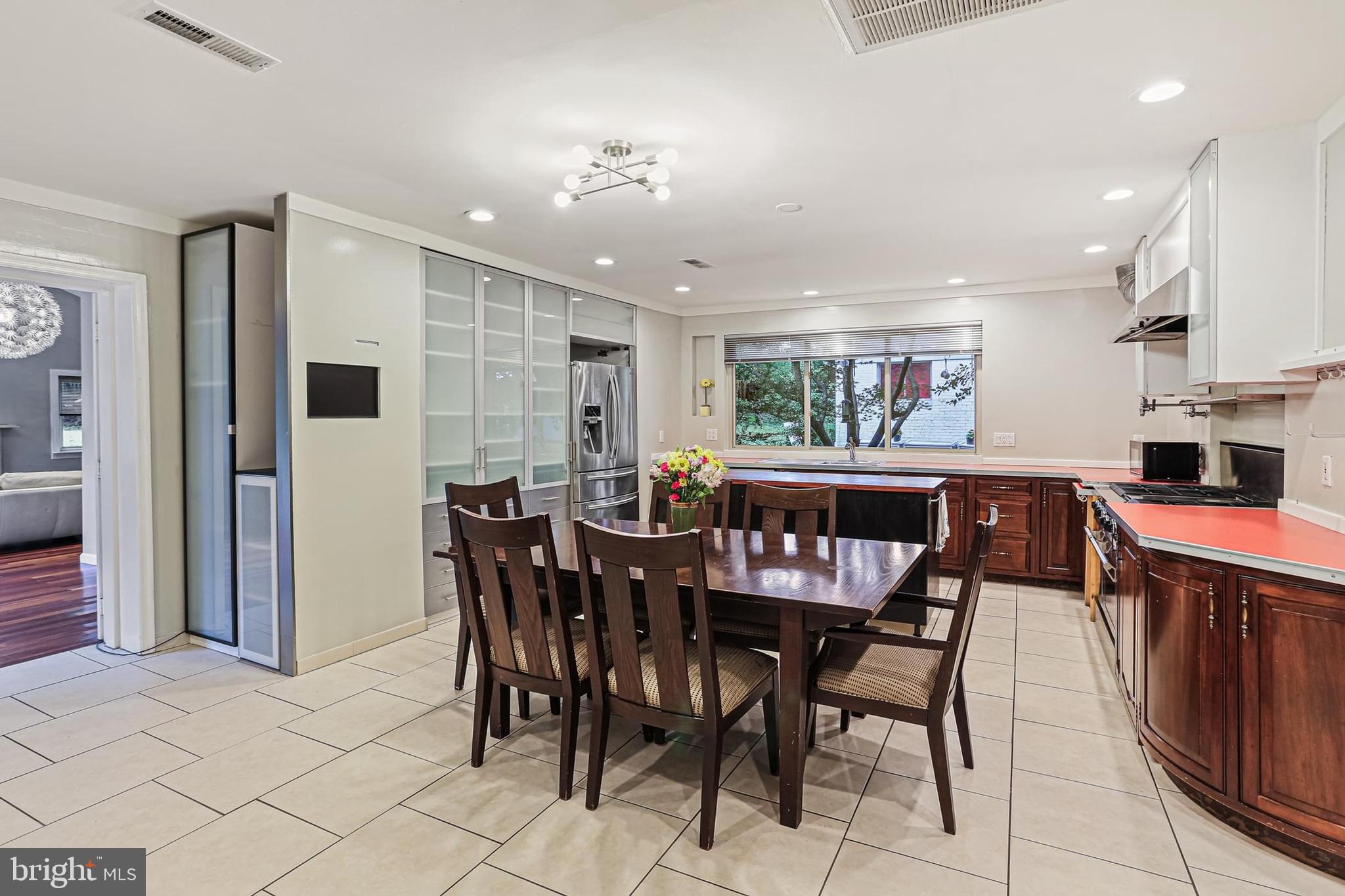 LUTHERVILLE HEIGHTS - Residential