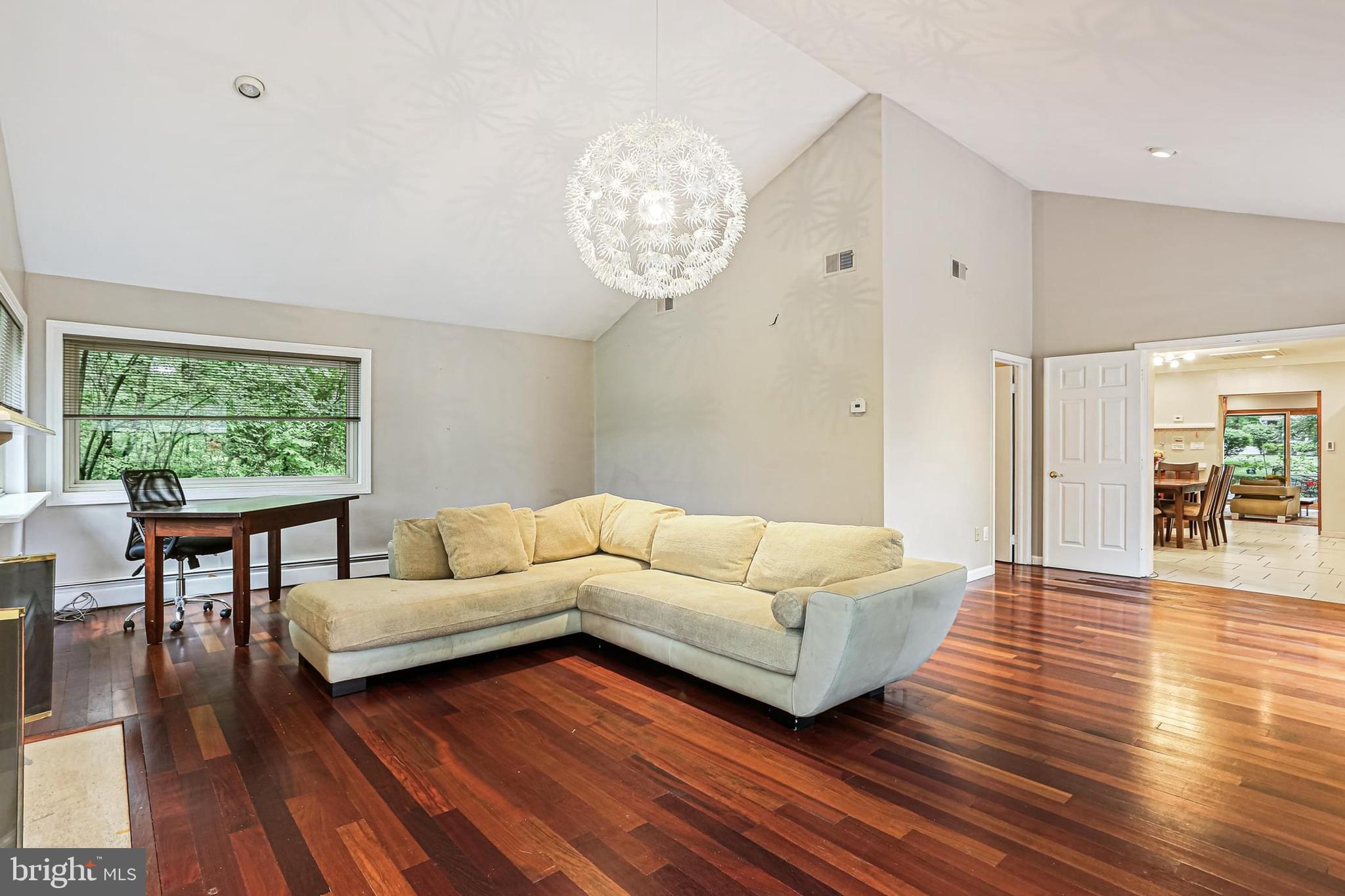 LUTHERVILLE HEIGHTS - Residential